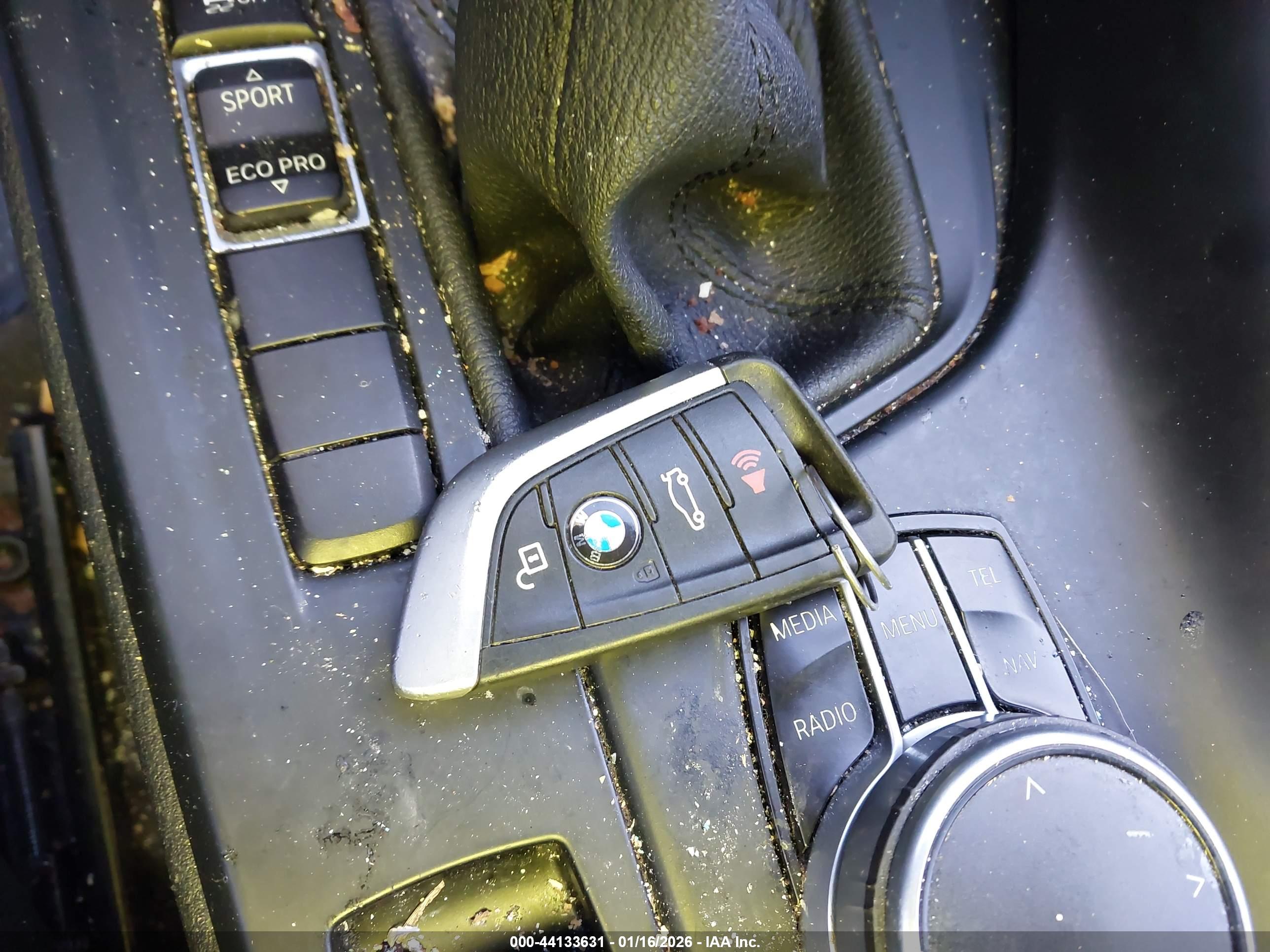 BMW X1 image 11