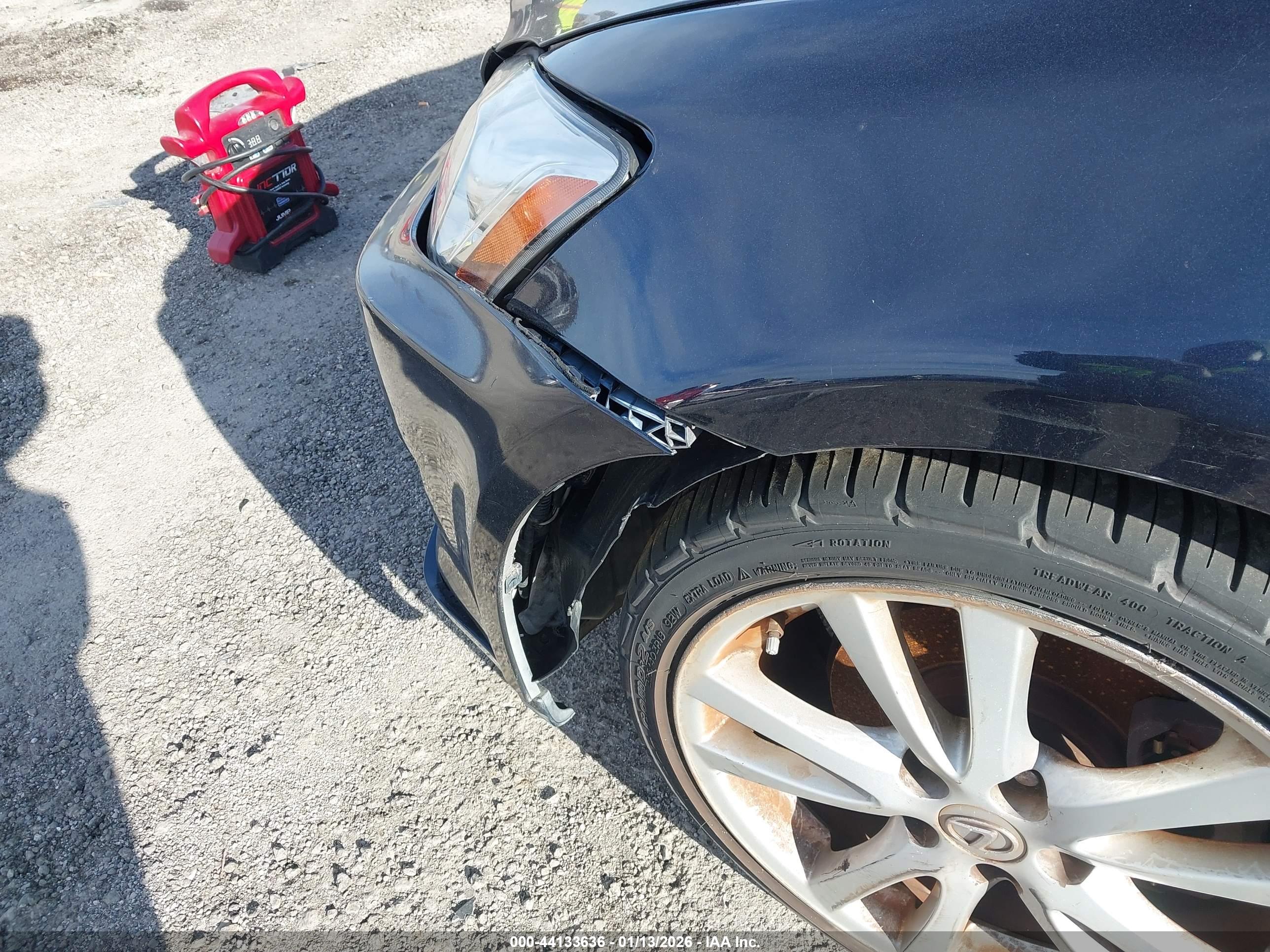 LEXUS IS image 6