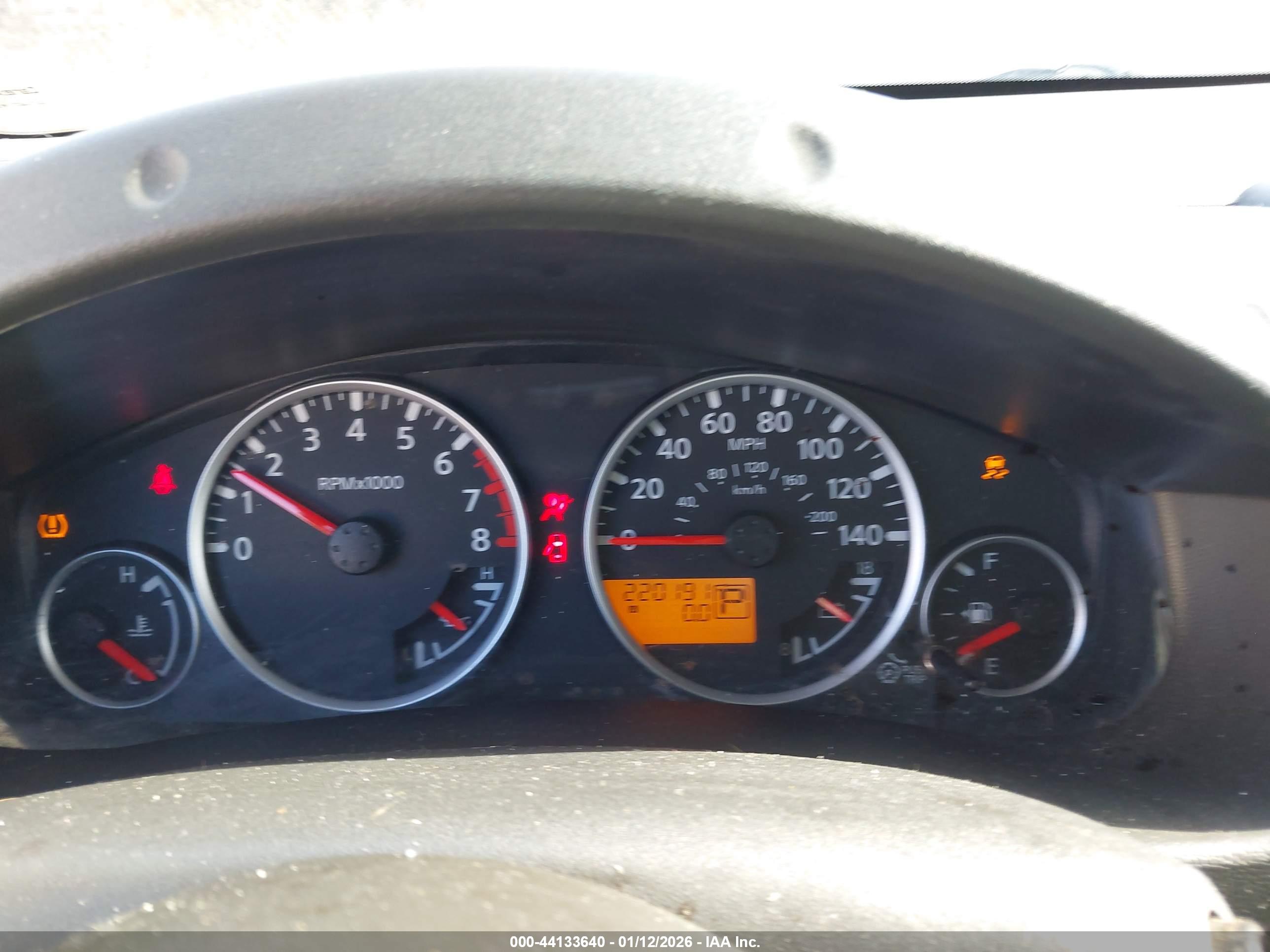 NISSAN PATHFINDER image 7