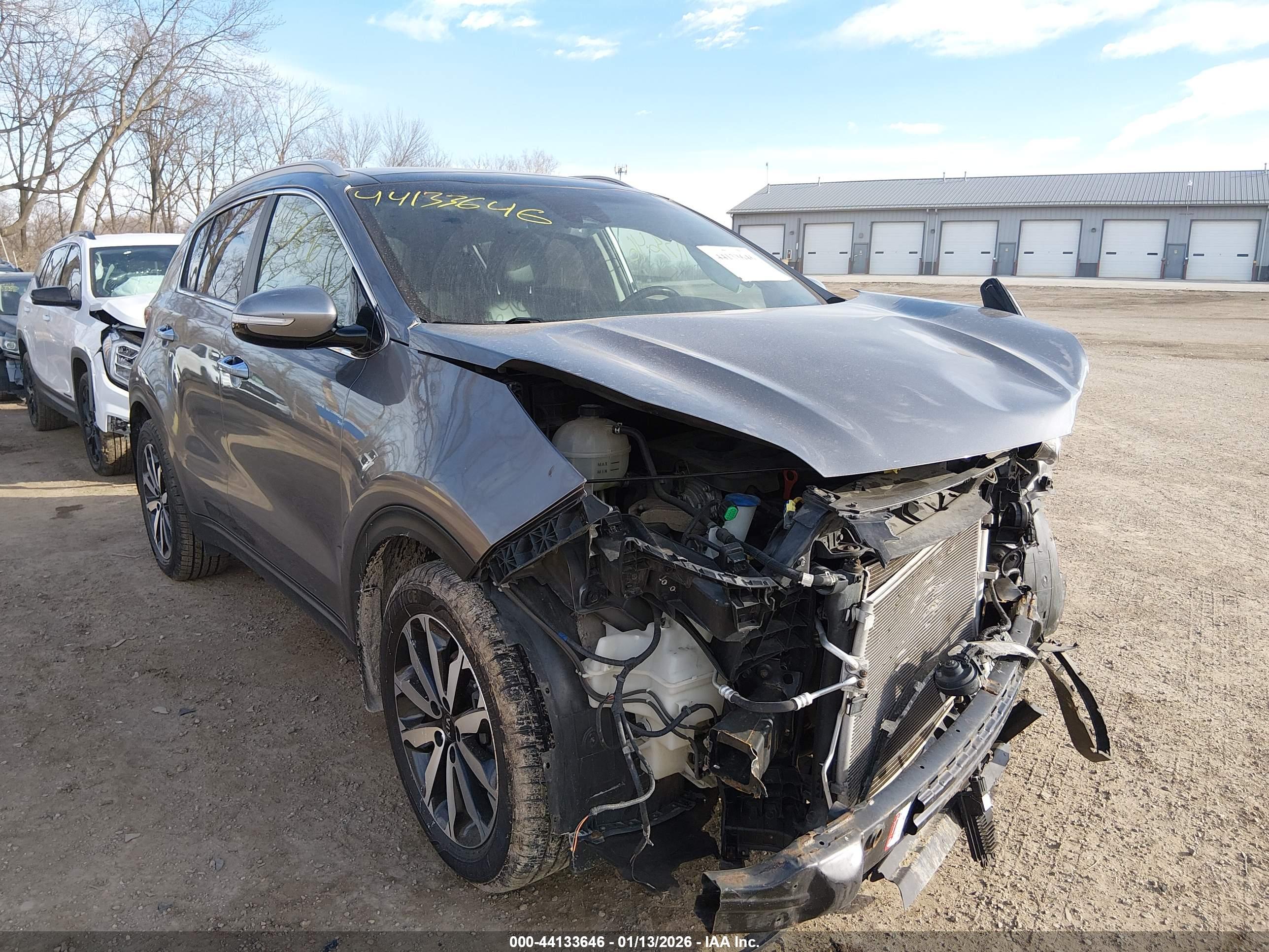 KIA SPORTAGE image 6