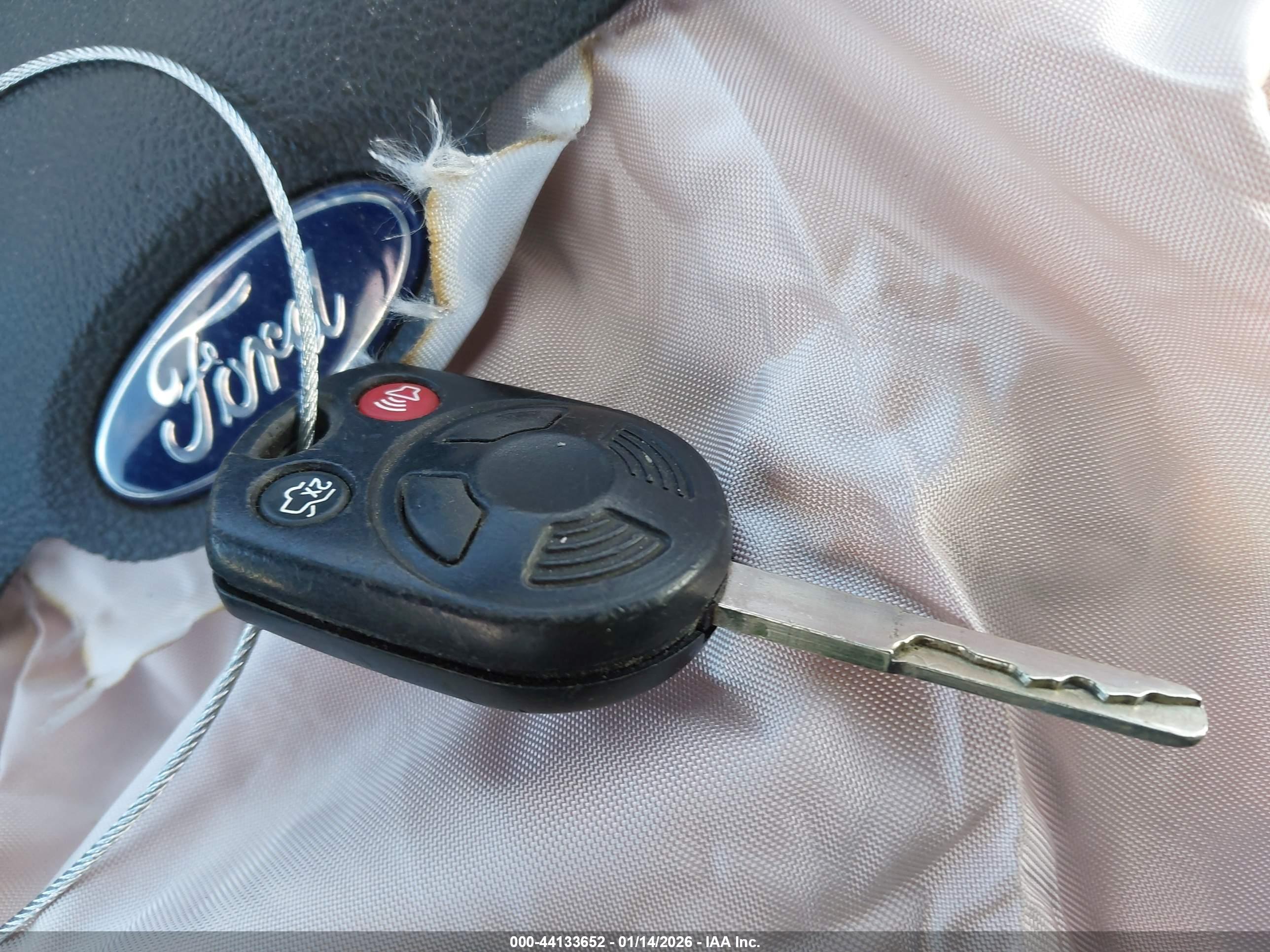 FORD FOCUS image 11