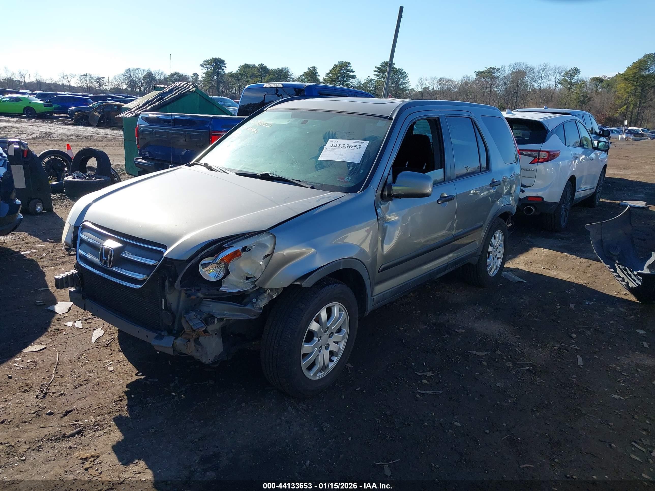 HONDA CR-V image 2