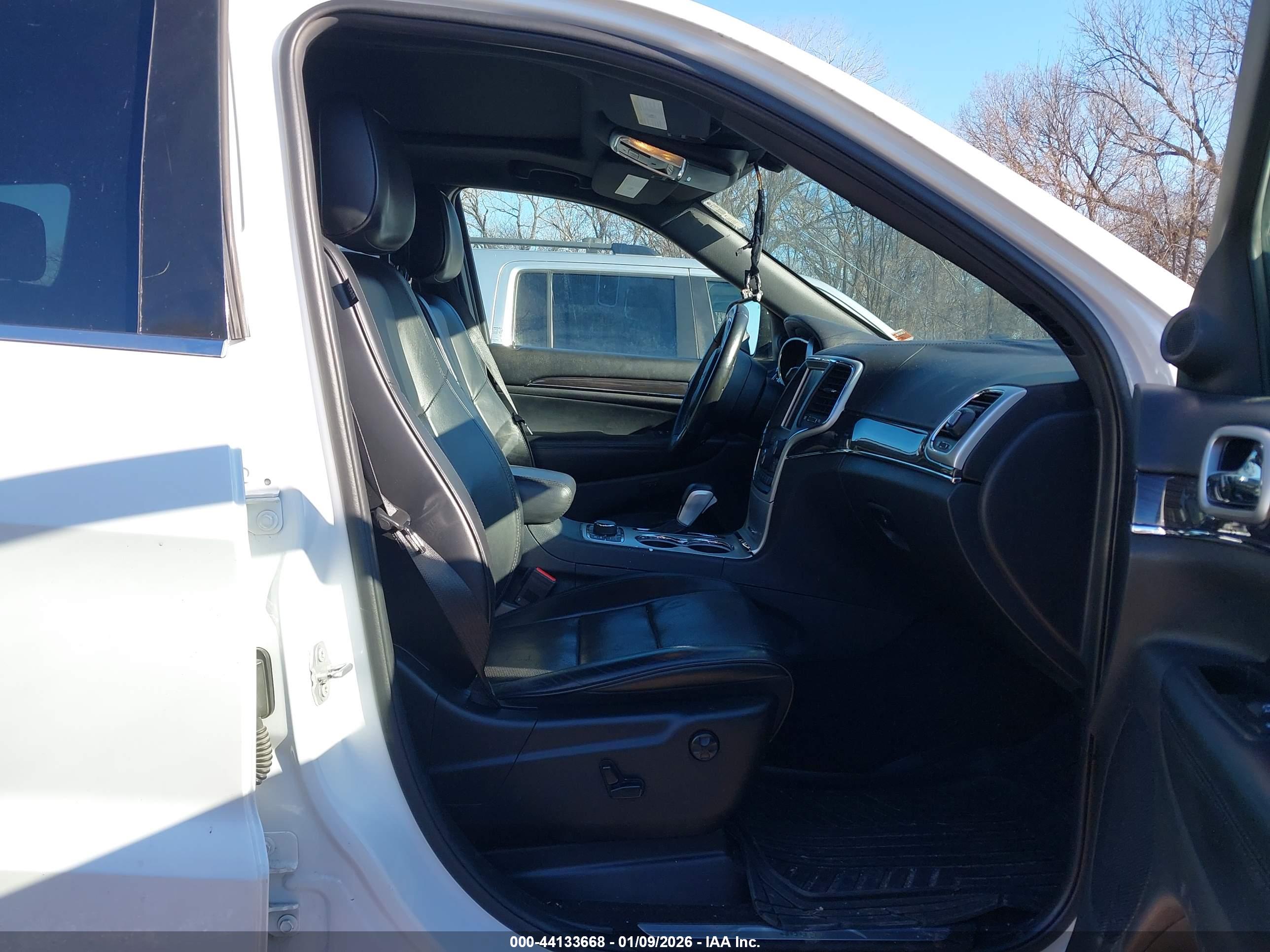 JEEP GRAND image 5