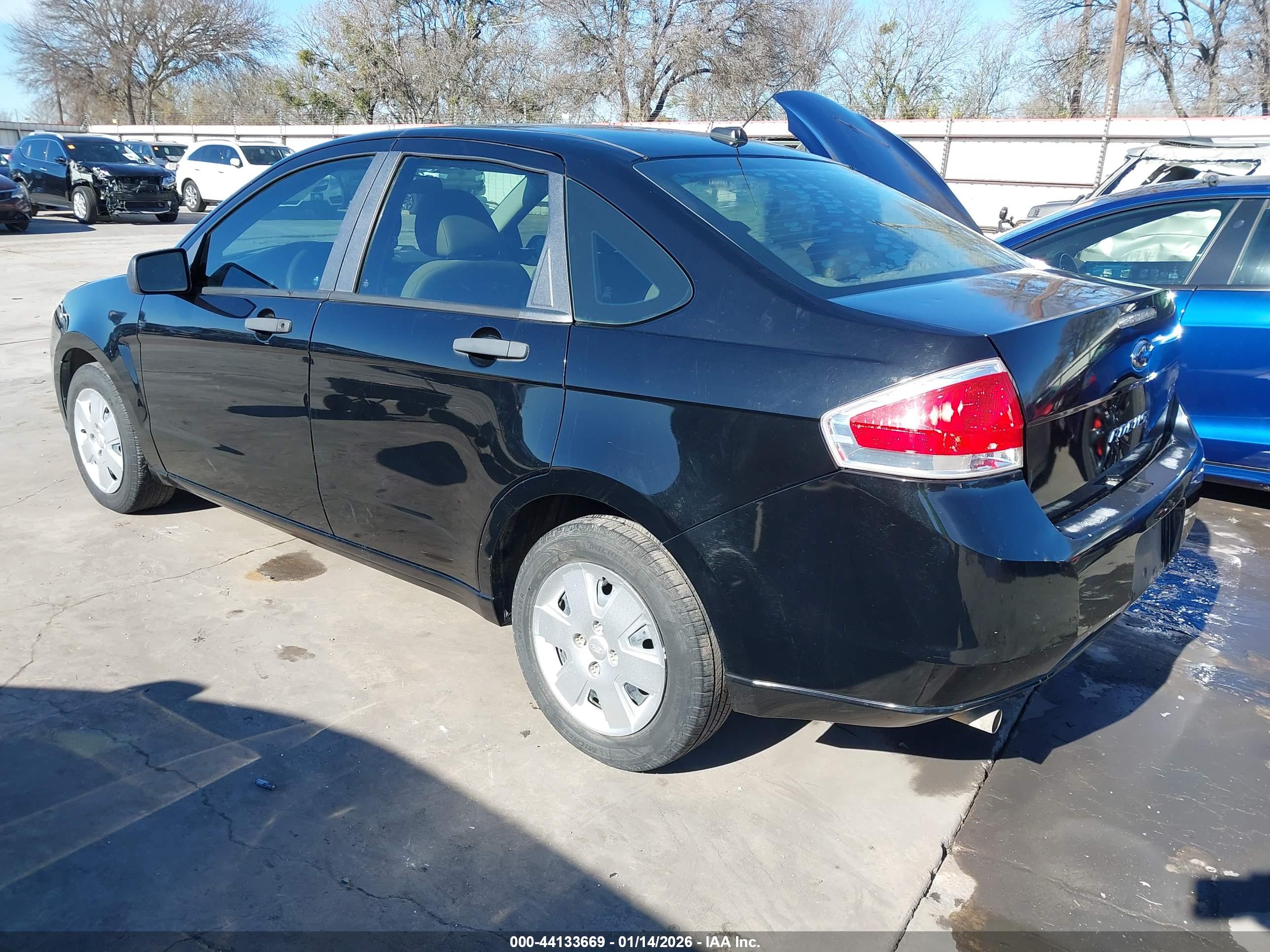 FORD FOCUS image 3