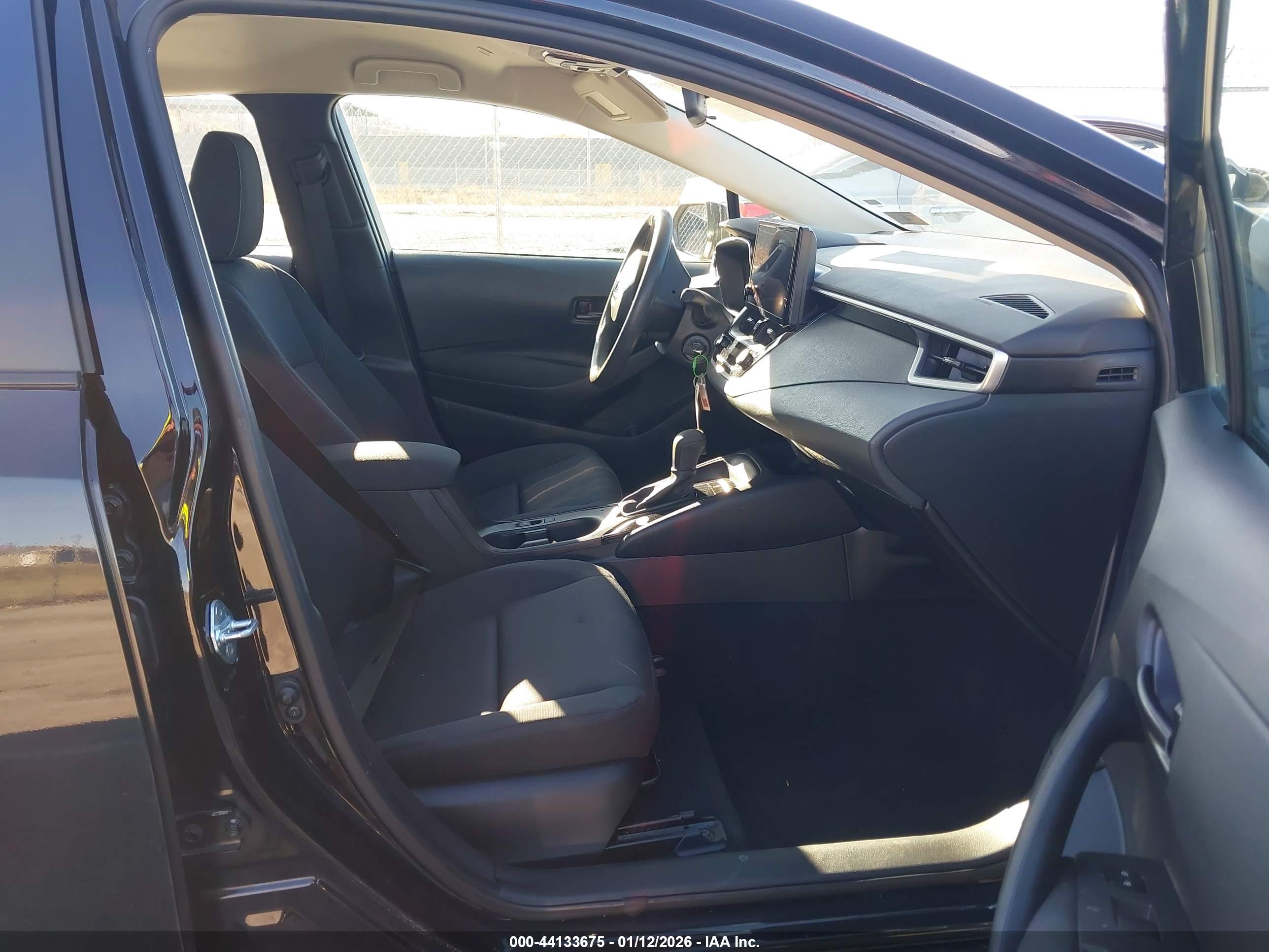 TOYOTA COROLLA image 5