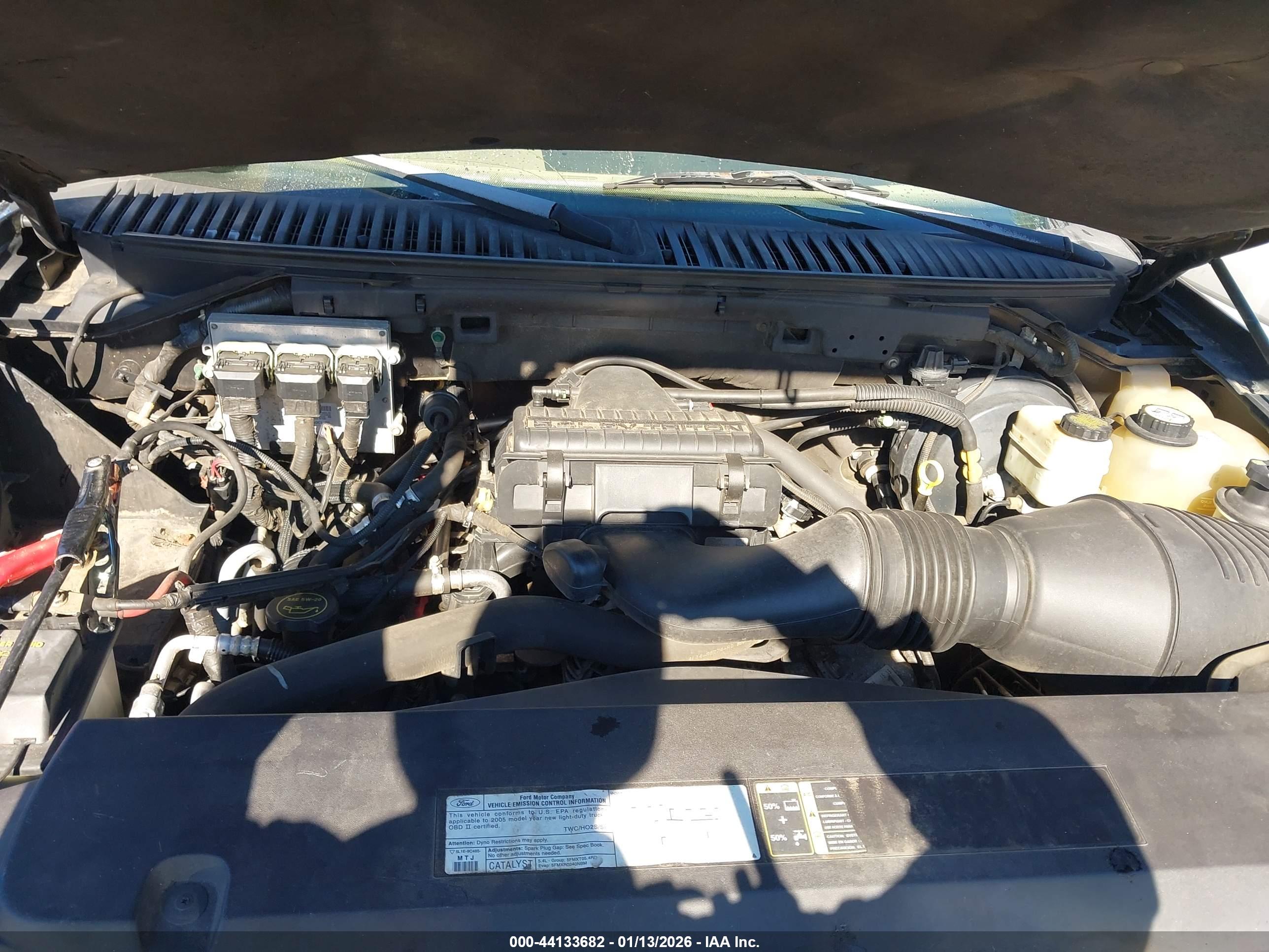 FORD EXPEDITION image 10