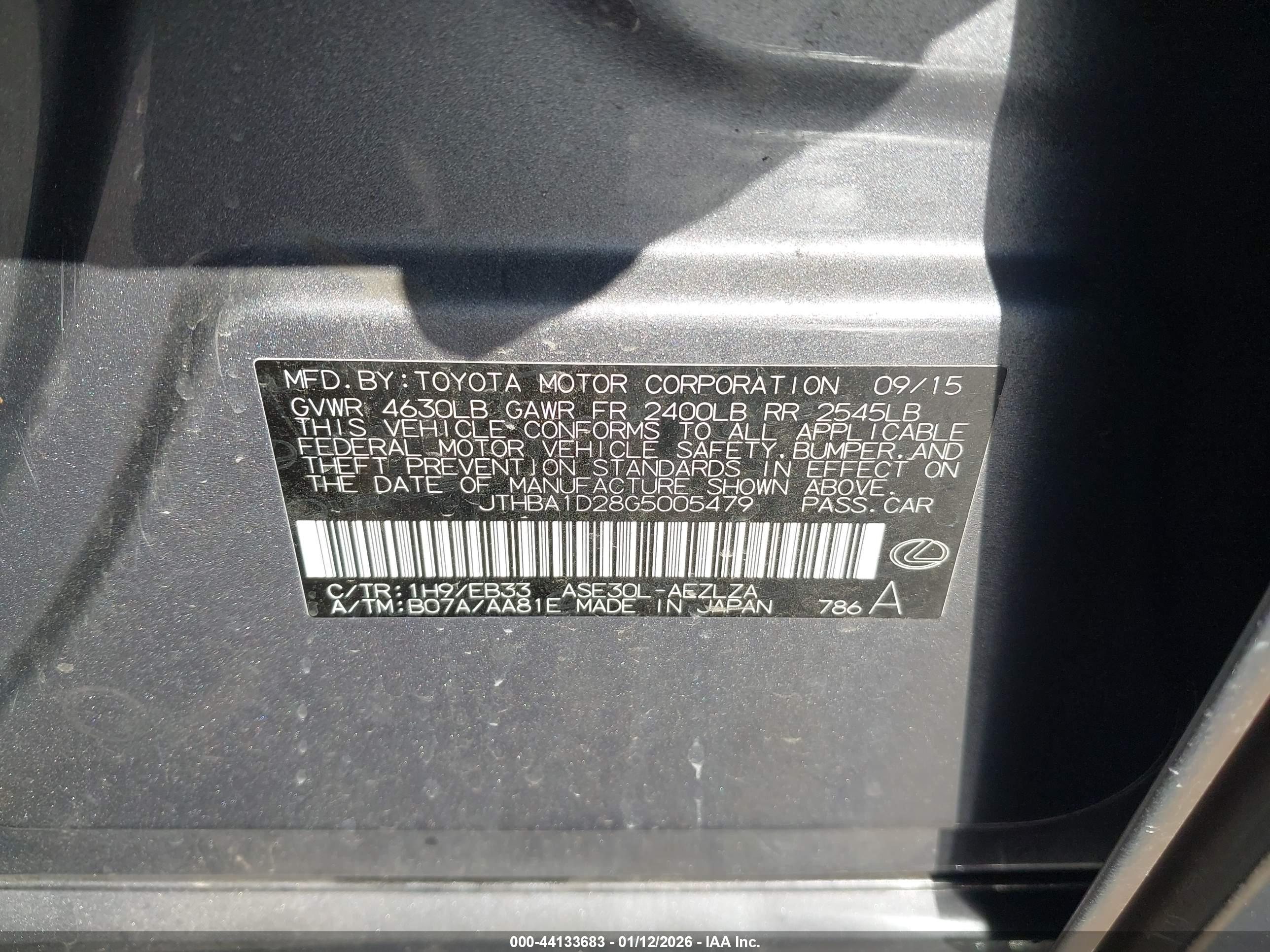LEXUS IS image 9