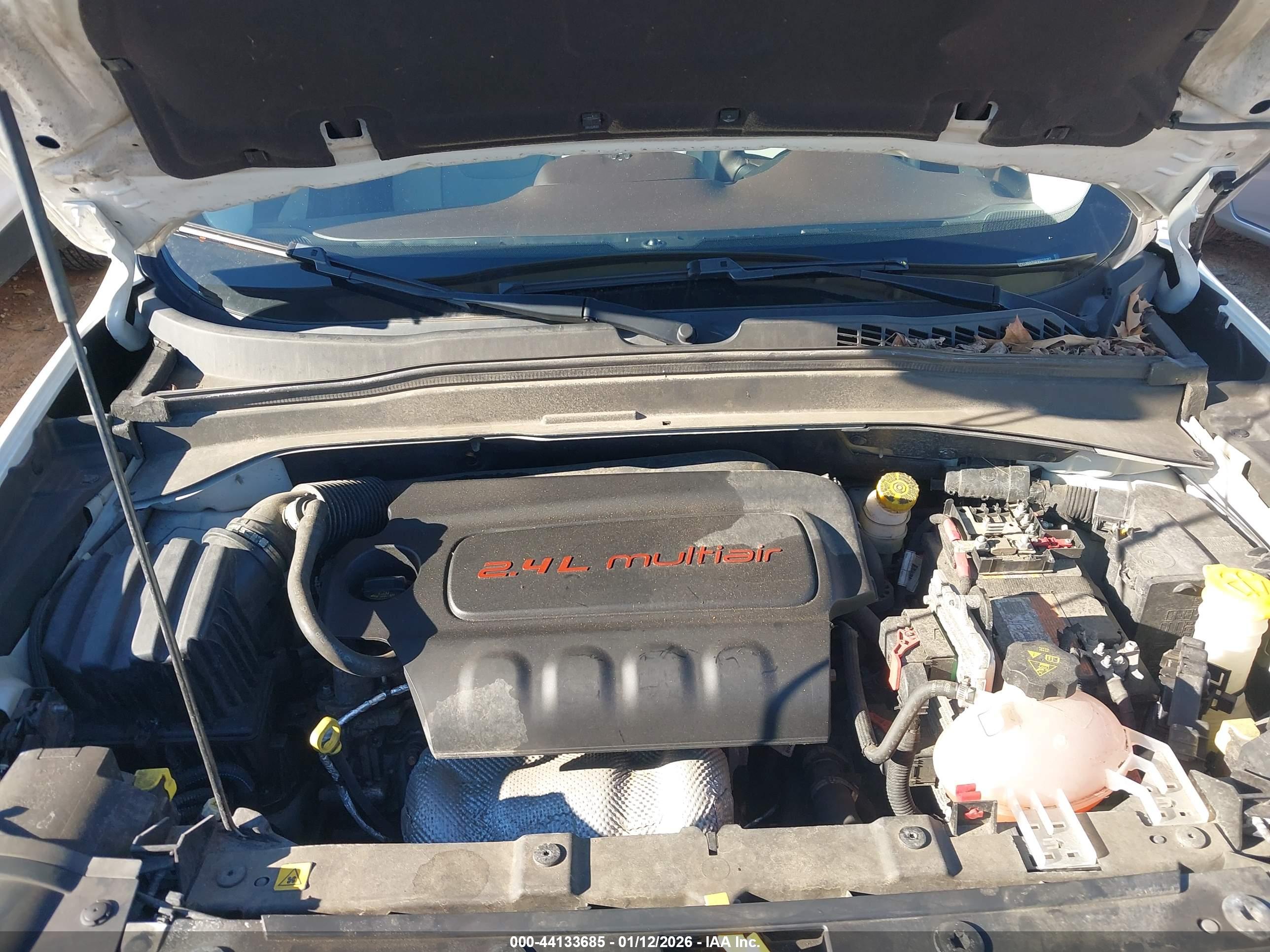 JEEP RENEGADE image 10
