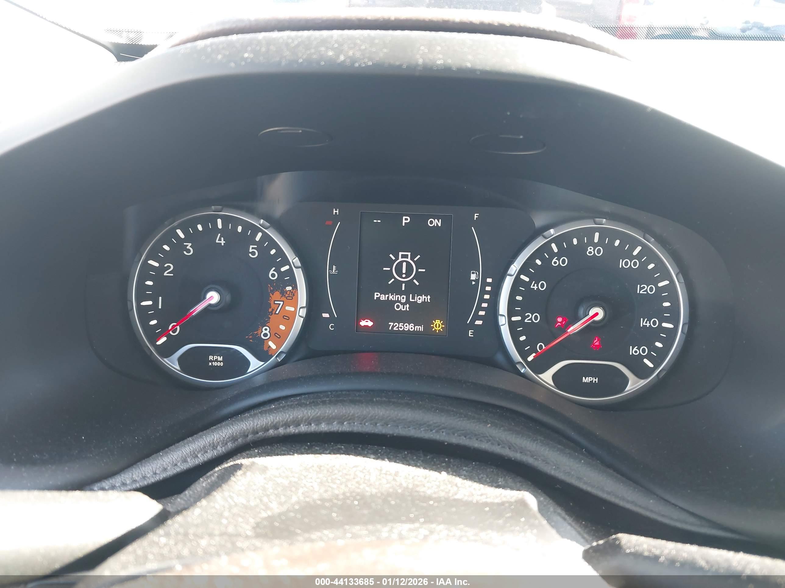JEEP RENEGADE image 7