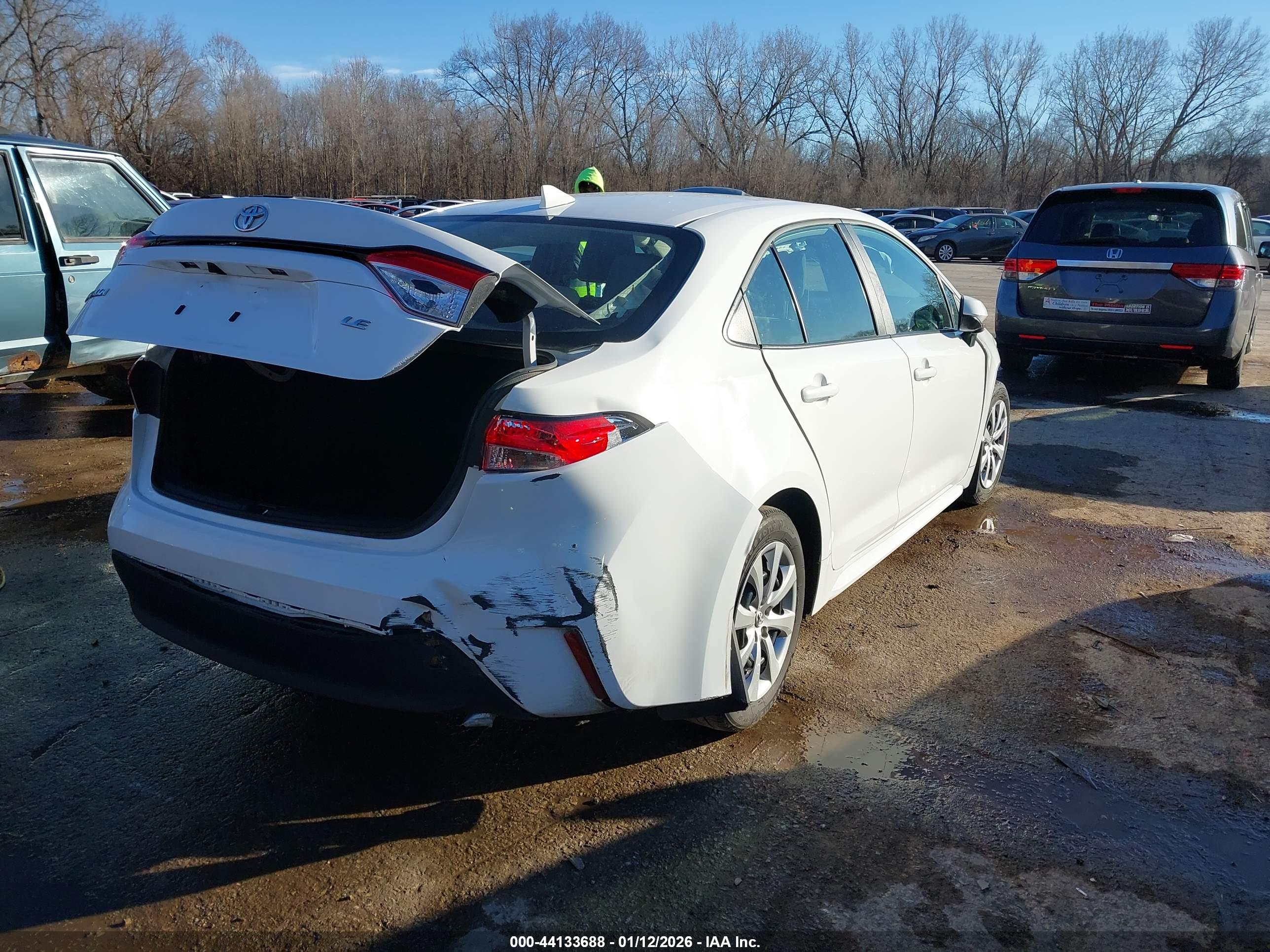 TOYOTA COROLLA image 4
