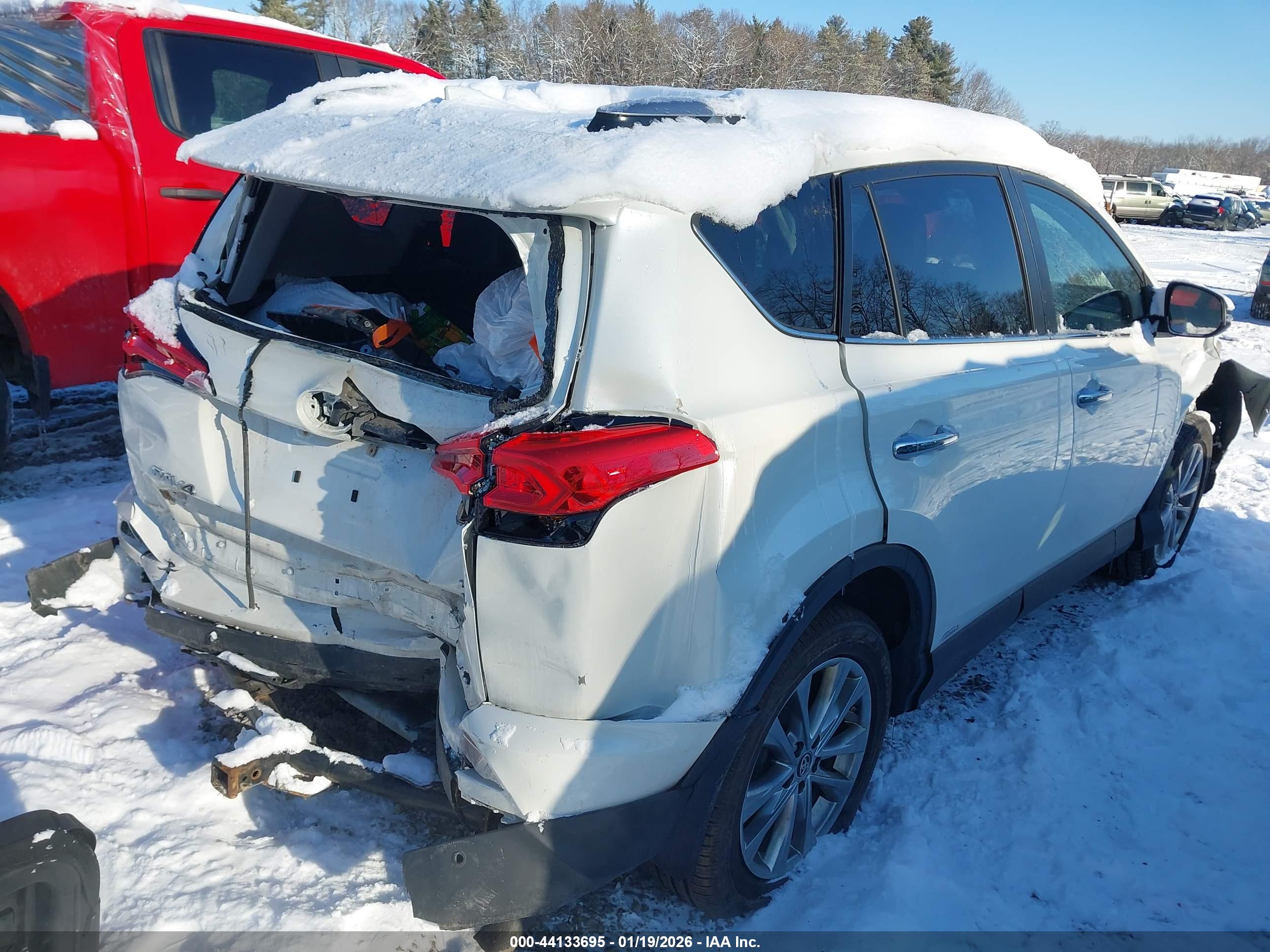 TOYOTA RAV4 image 4