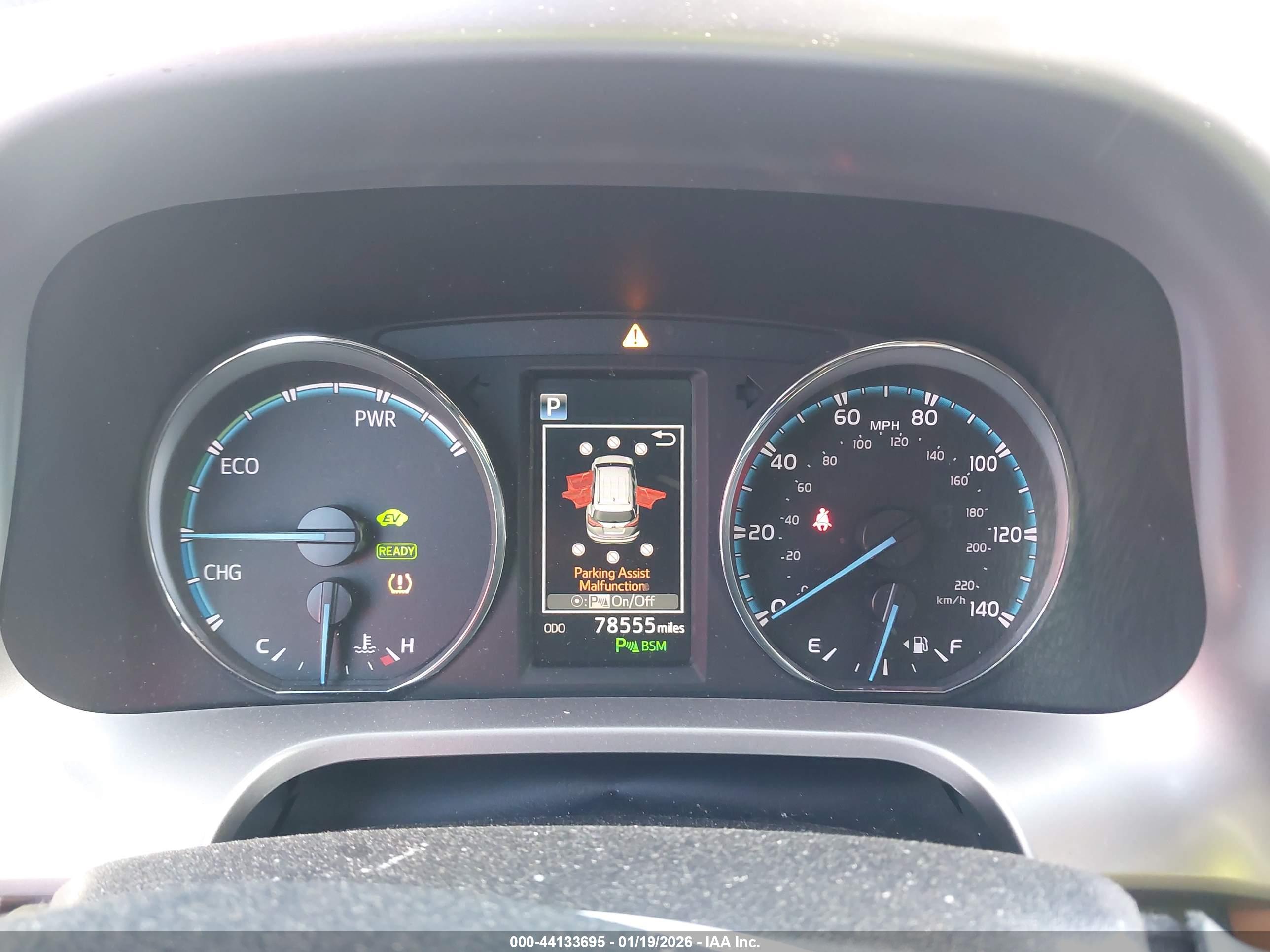TOYOTA RAV4 image 7
