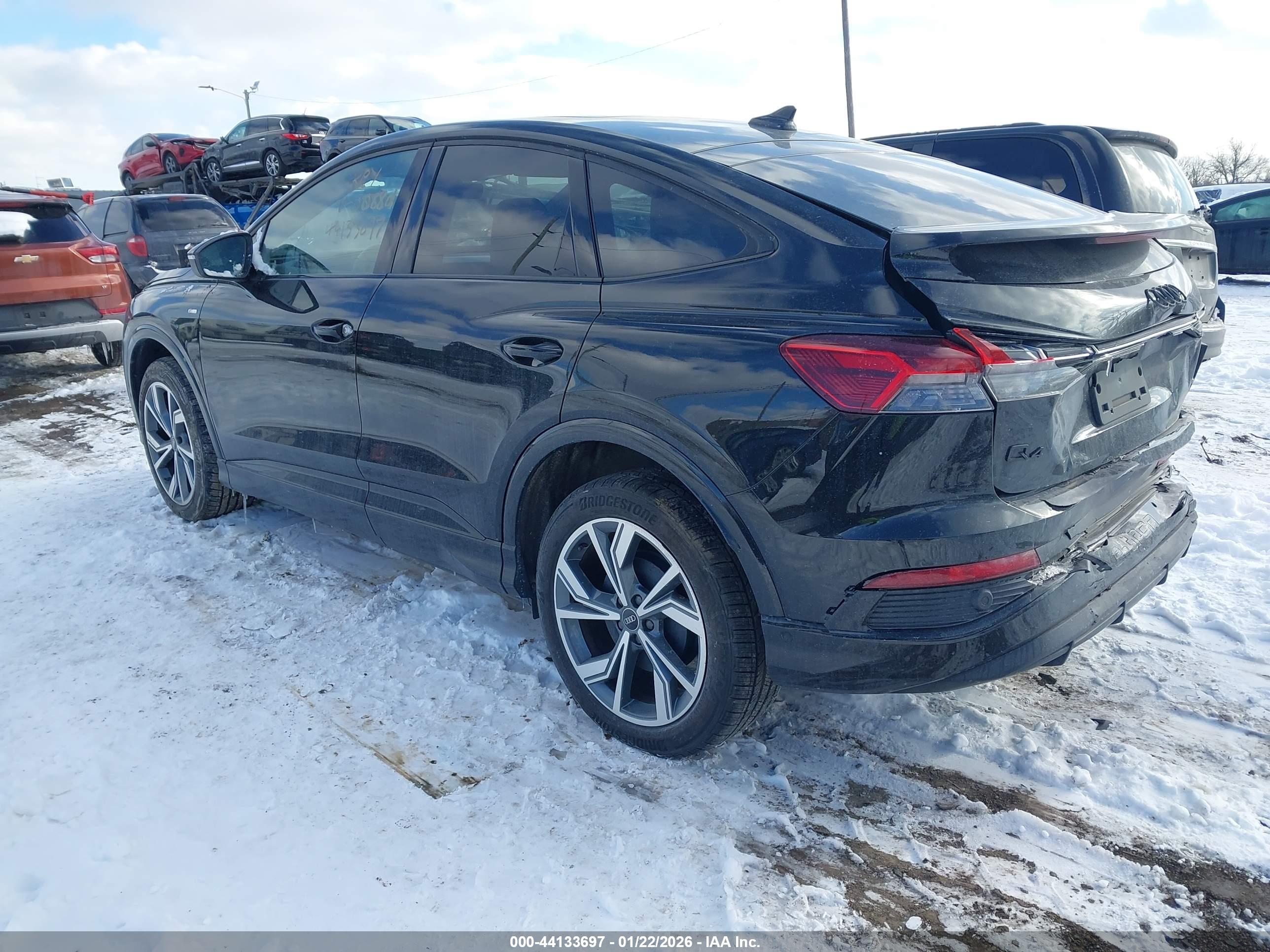 AUDI Q4 image 3