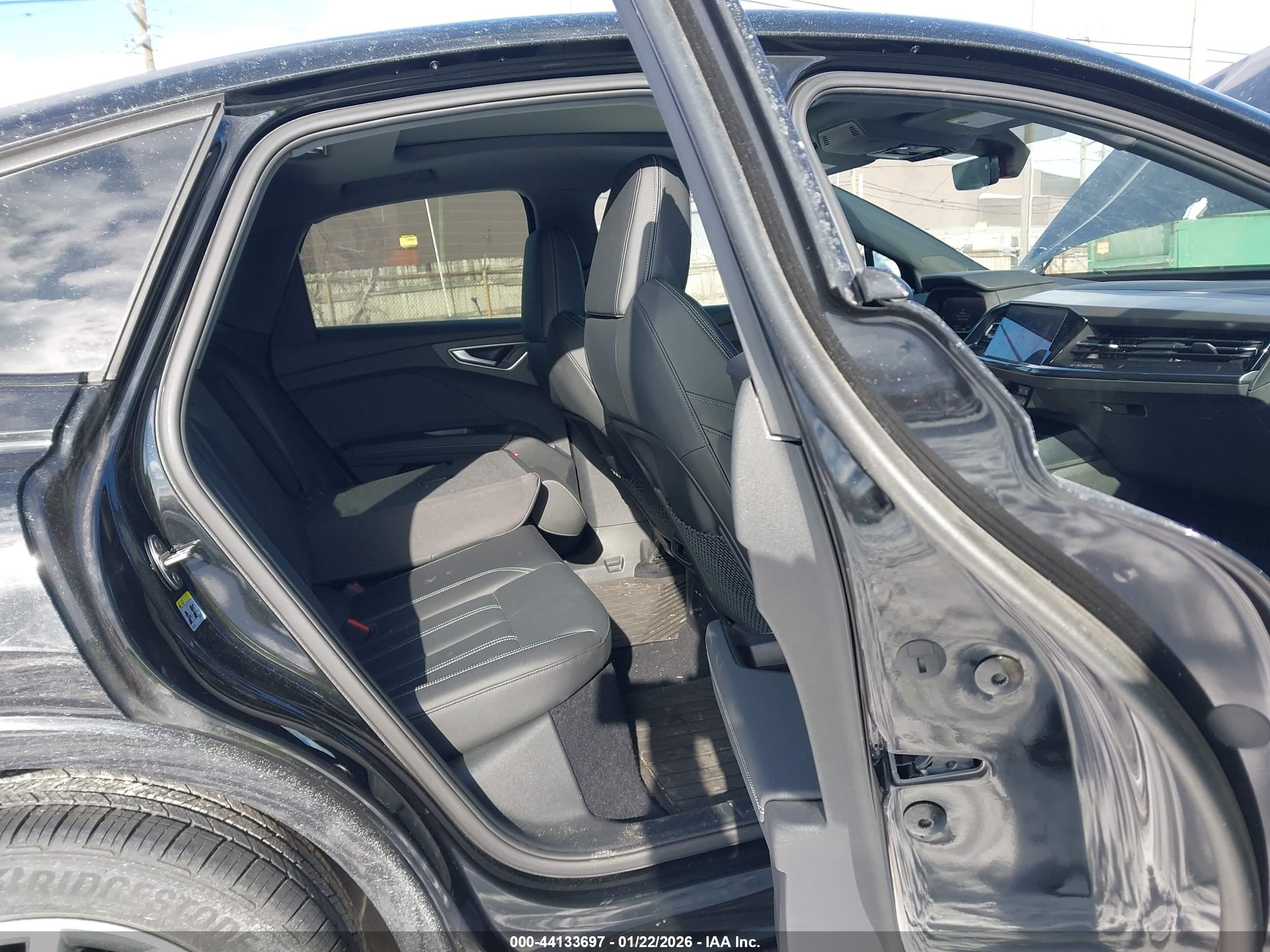 AUDI Q4 image 8