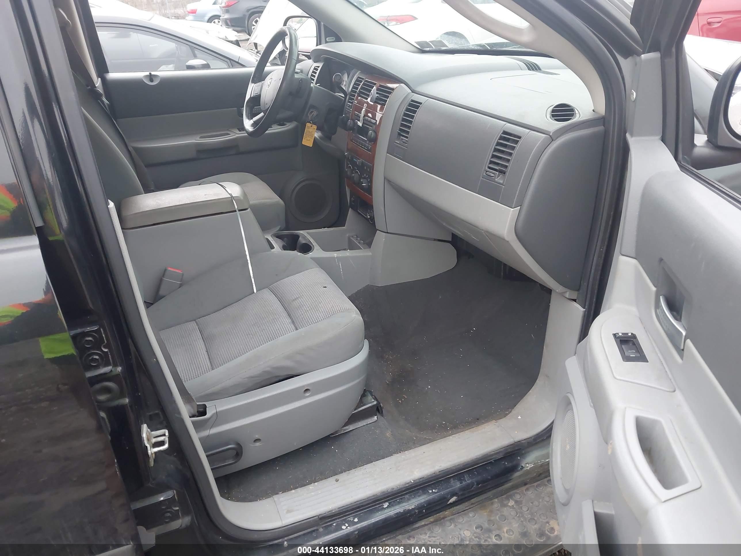 DODGE DURANGO image 5