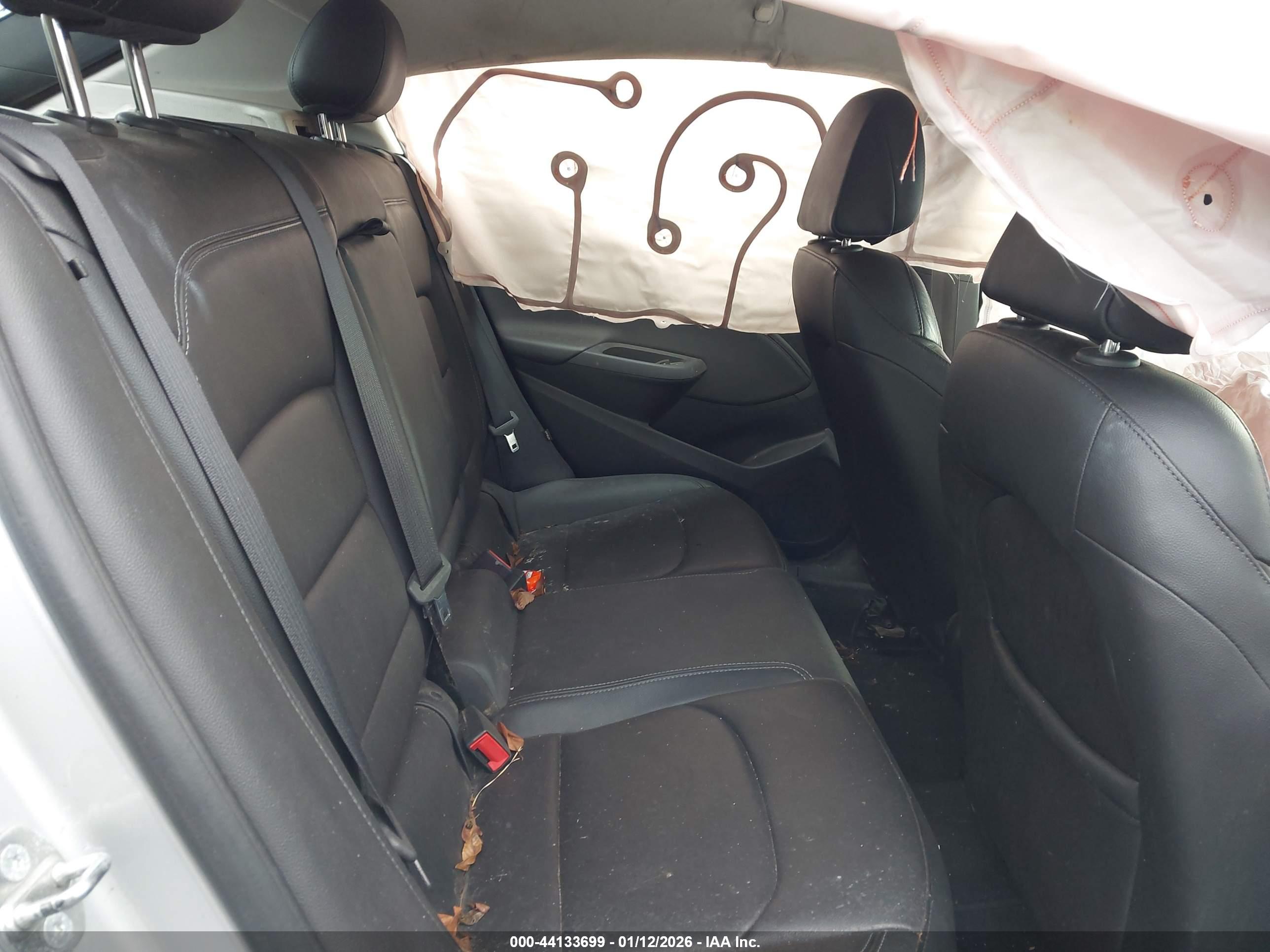 CHEVROLET CRUZE image 8
