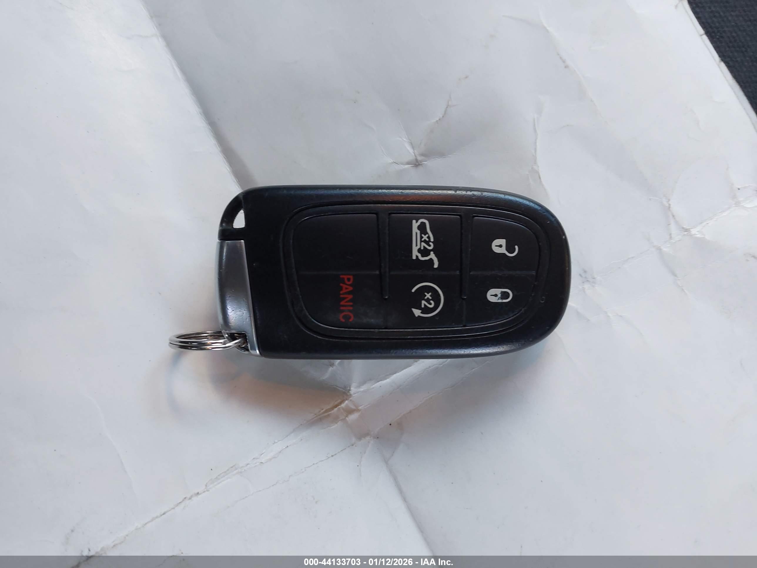 JEEP CHEROKEE image 11