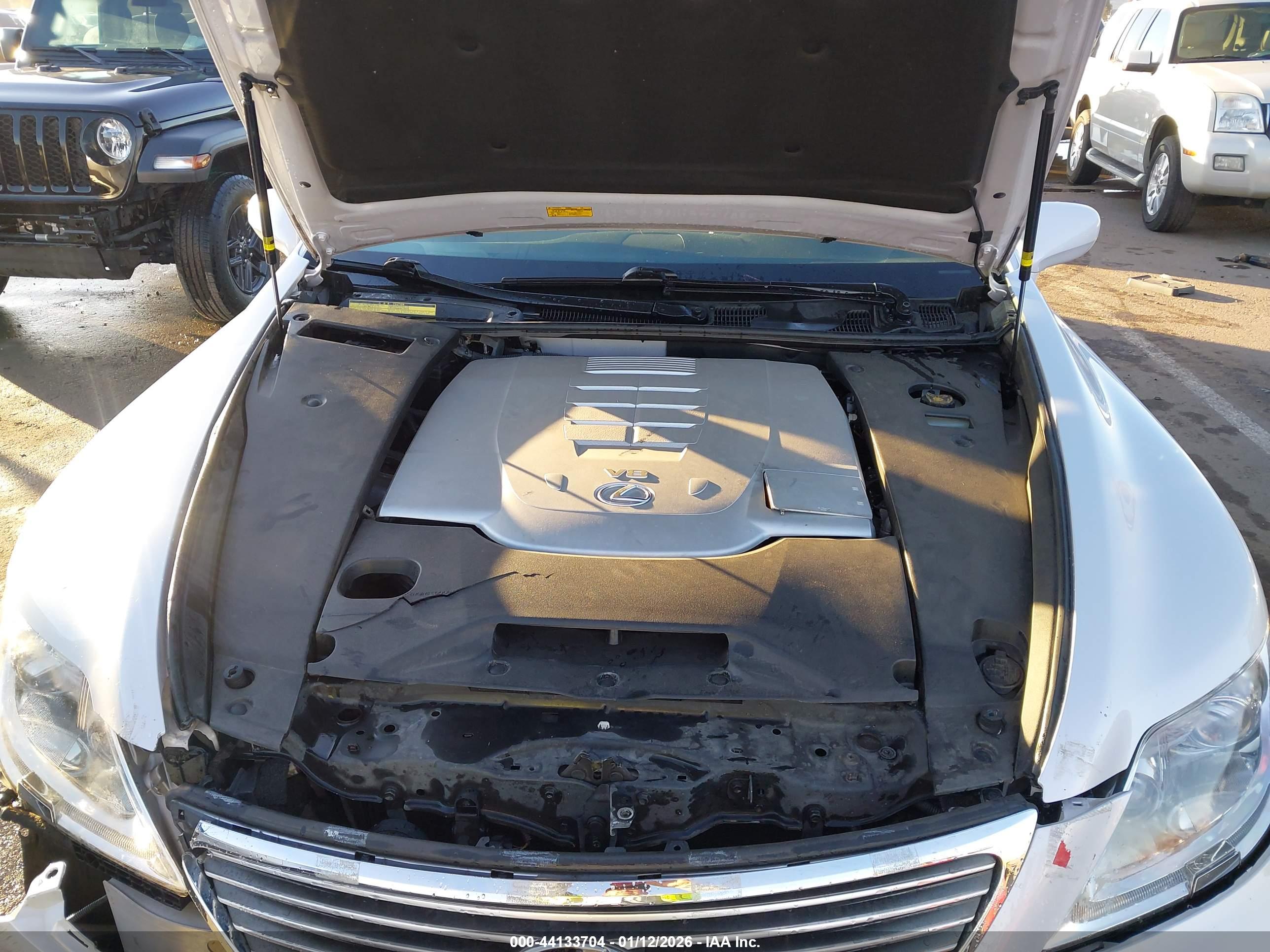 LEXUS LS image 10