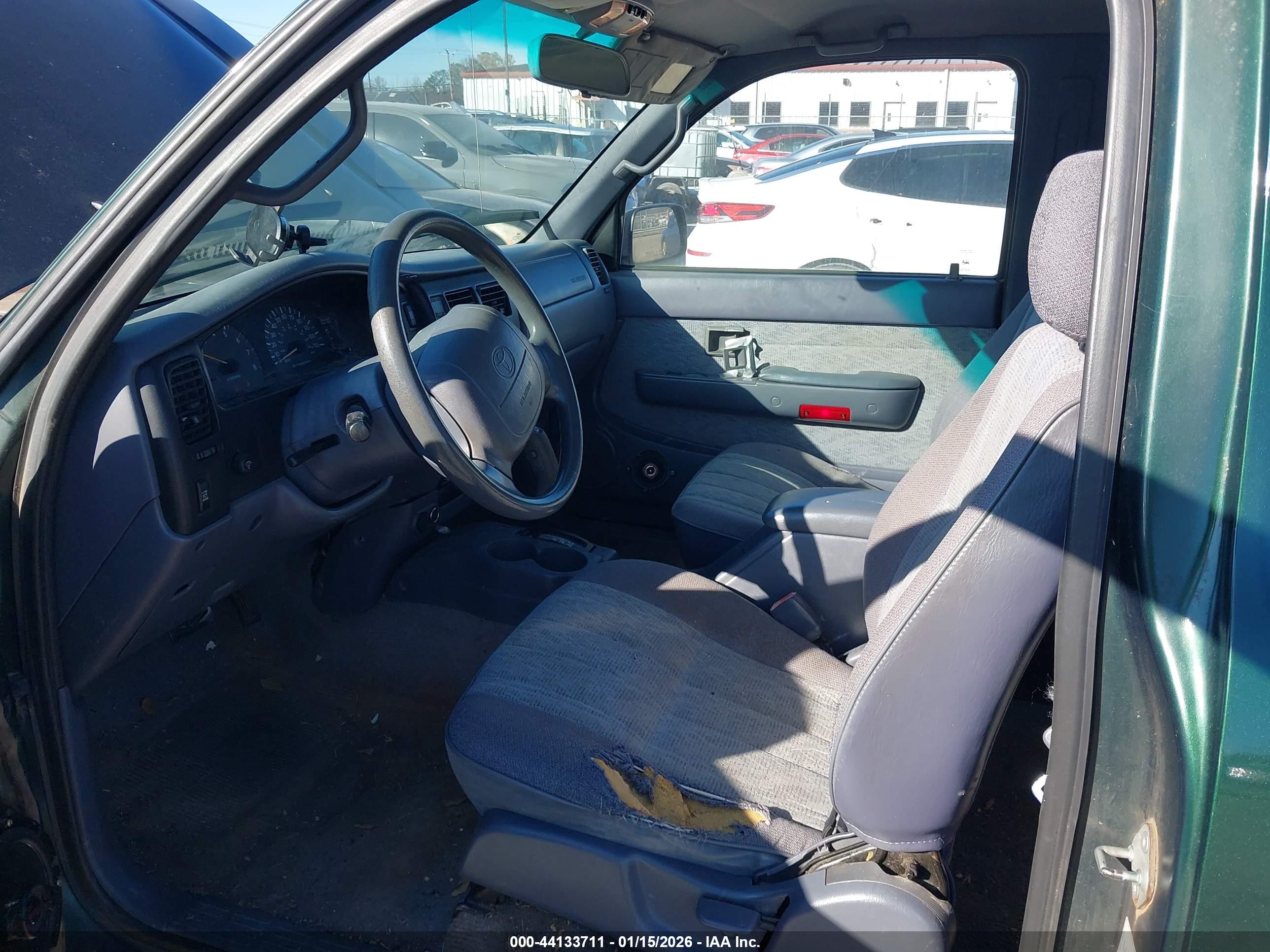 TOYOTA TACOMA image 5