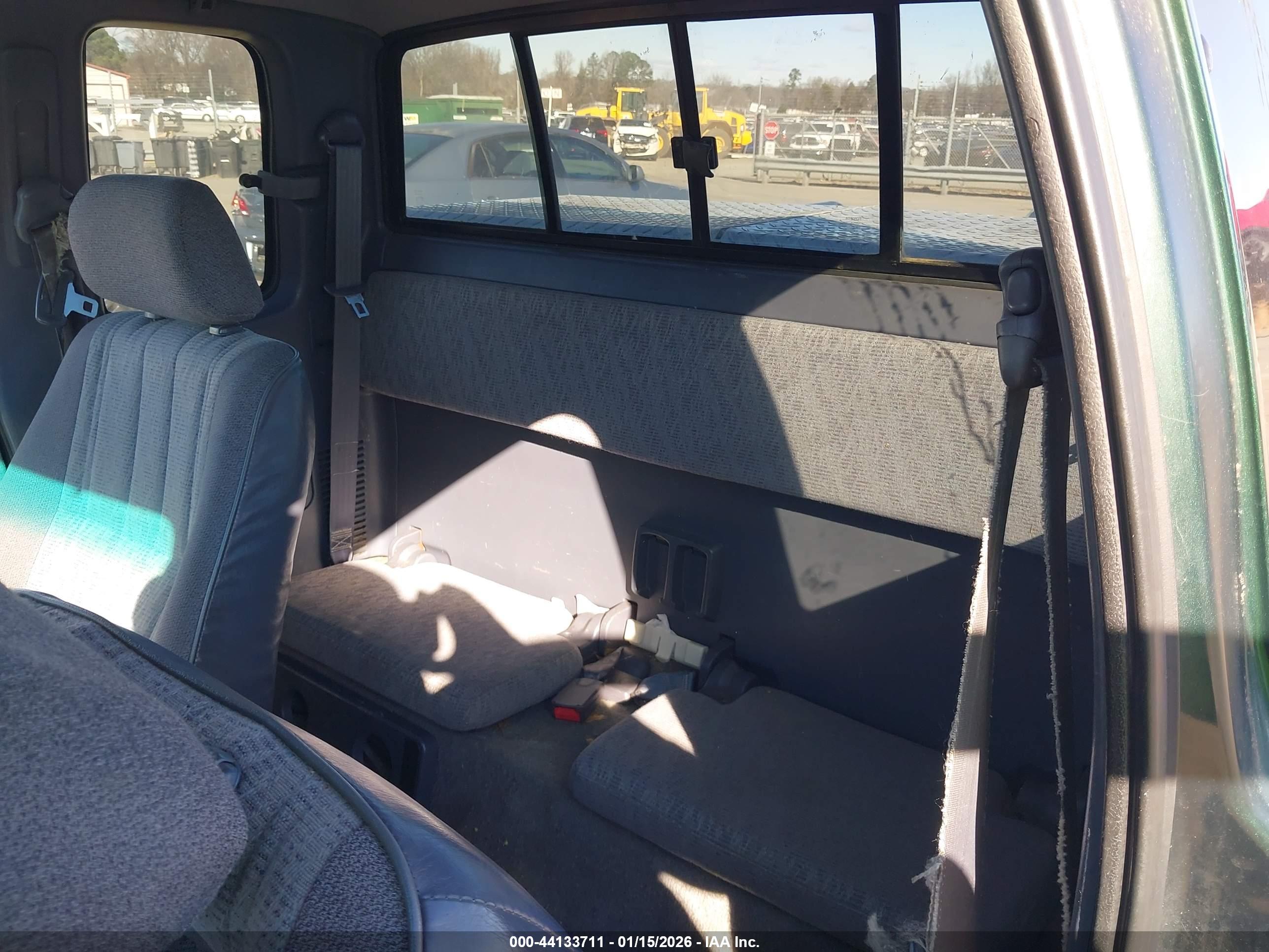 TOYOTA TACOMA image 8