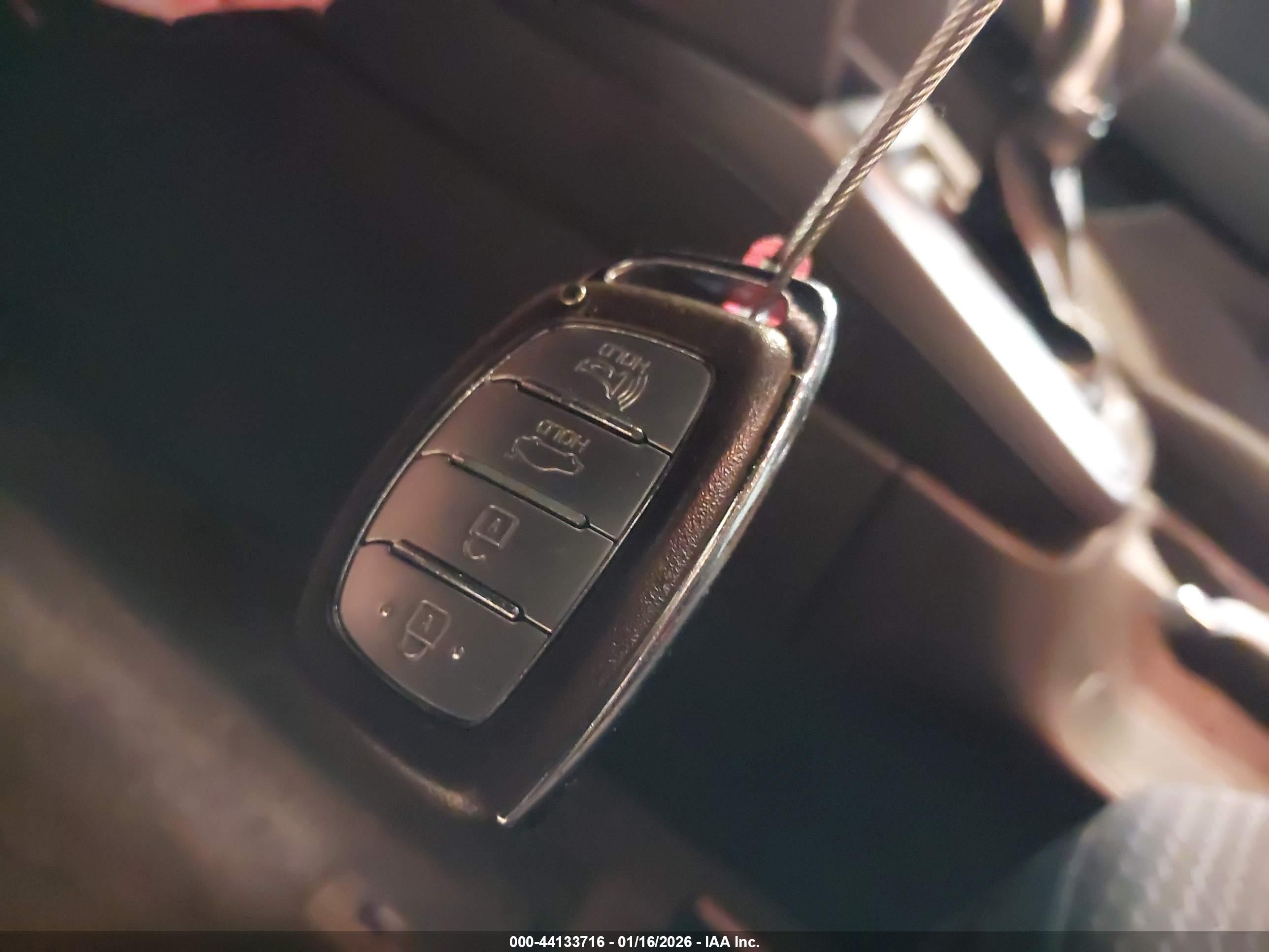 HYUNDAI ELANTRA image 11