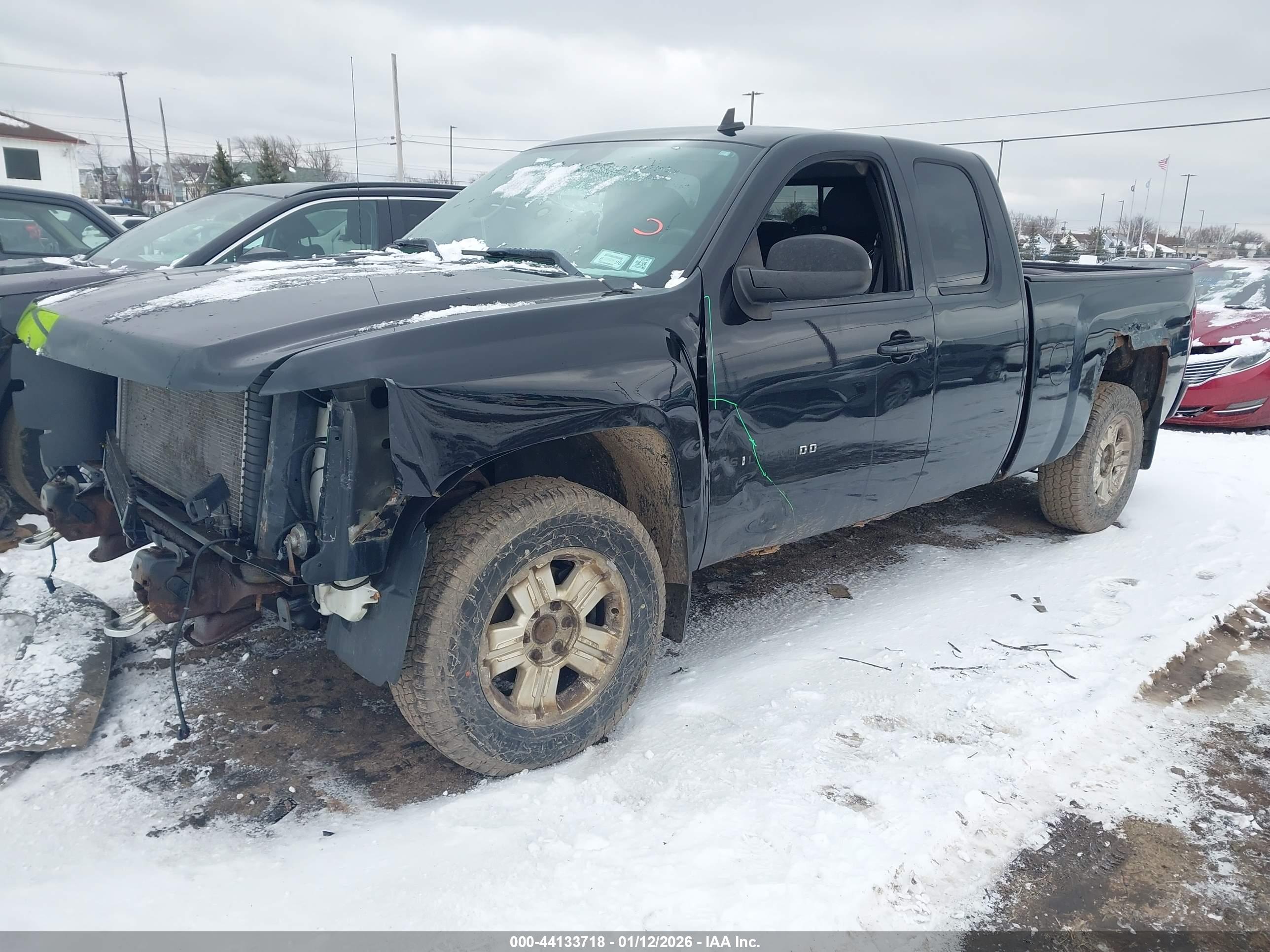CHEVROLET SILVERADO image 2