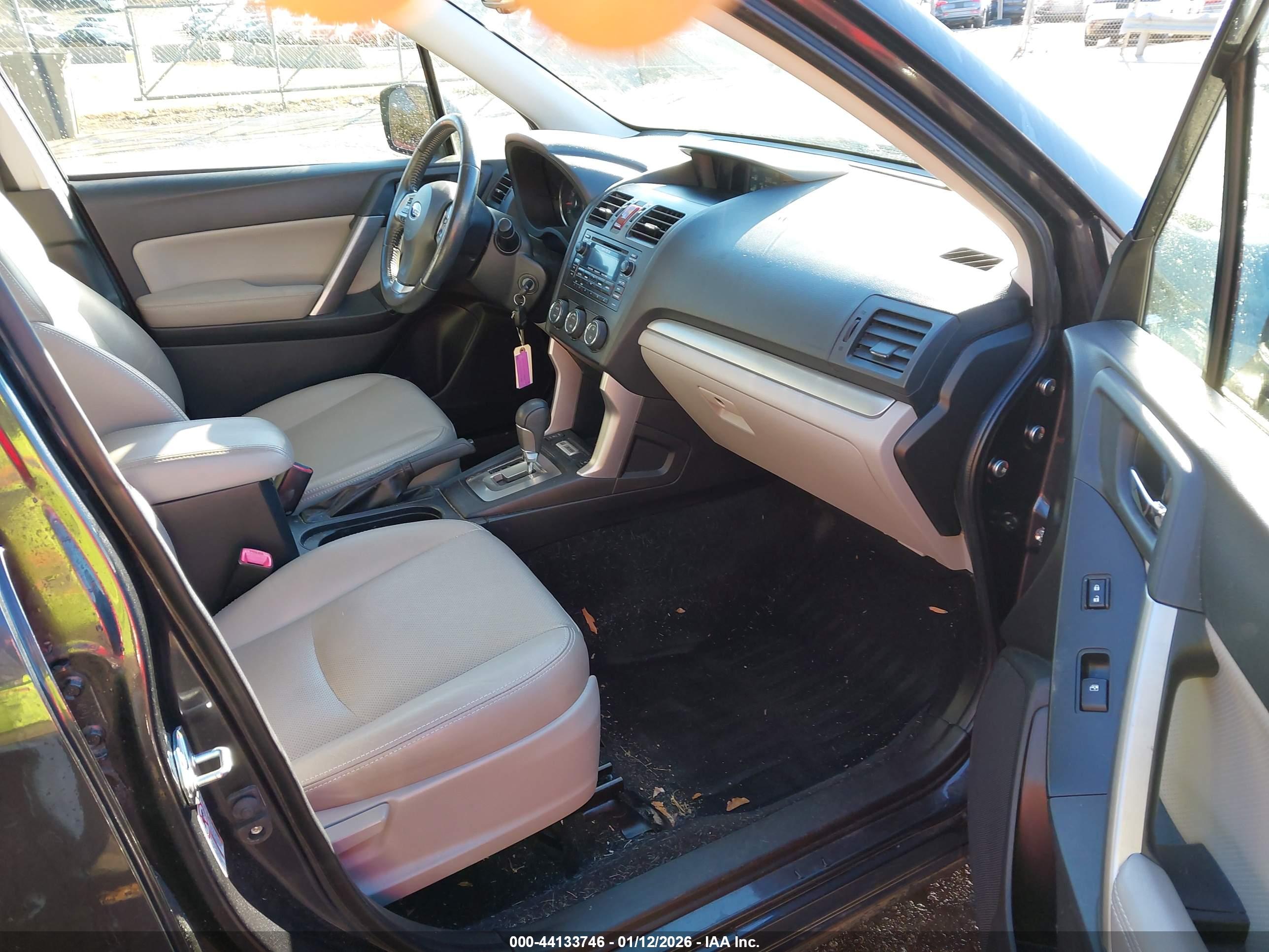 SUBARU FORESTER image 5