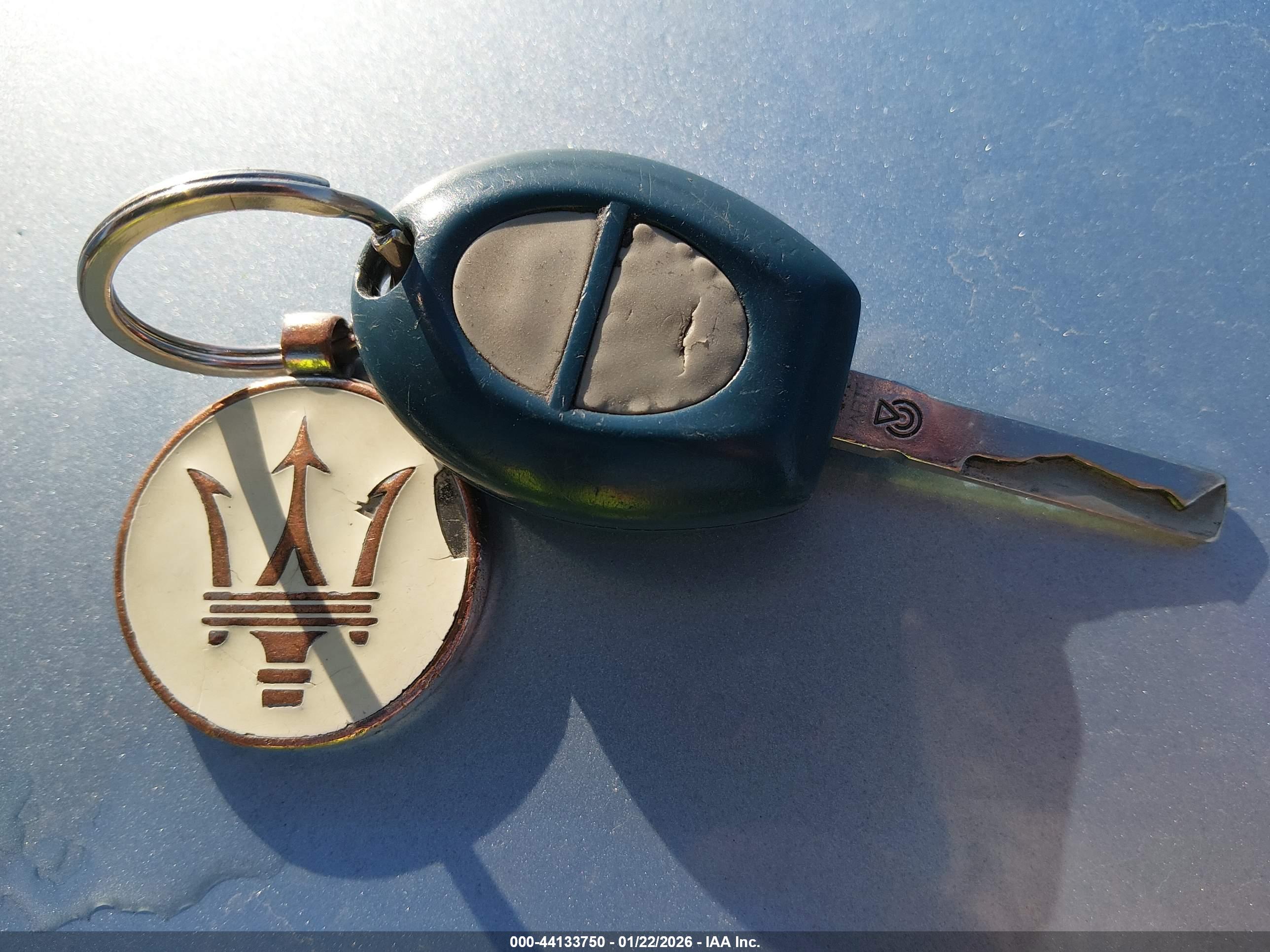 MASERATI COUPE image 11