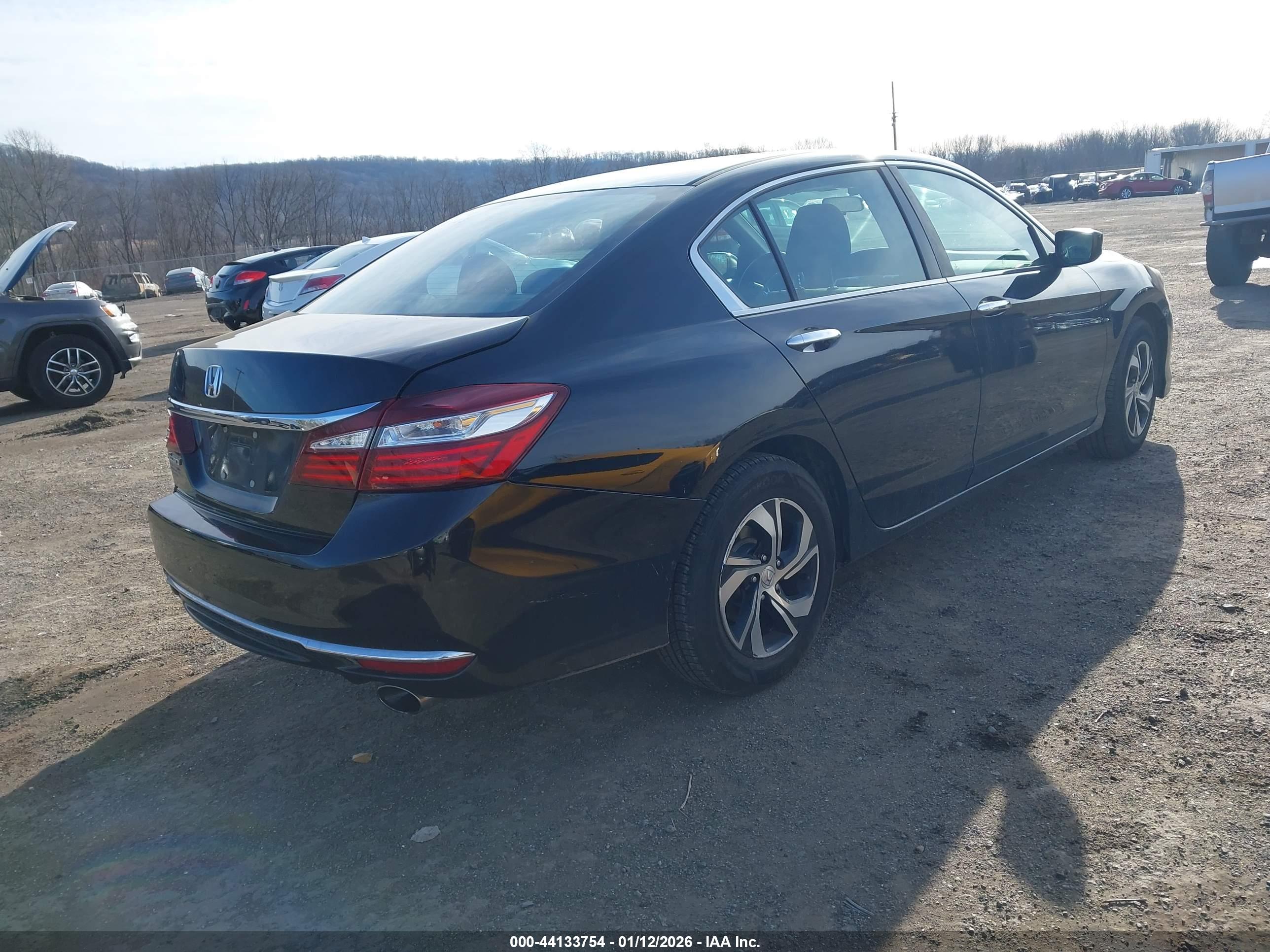 HONDA ACCORD image 4