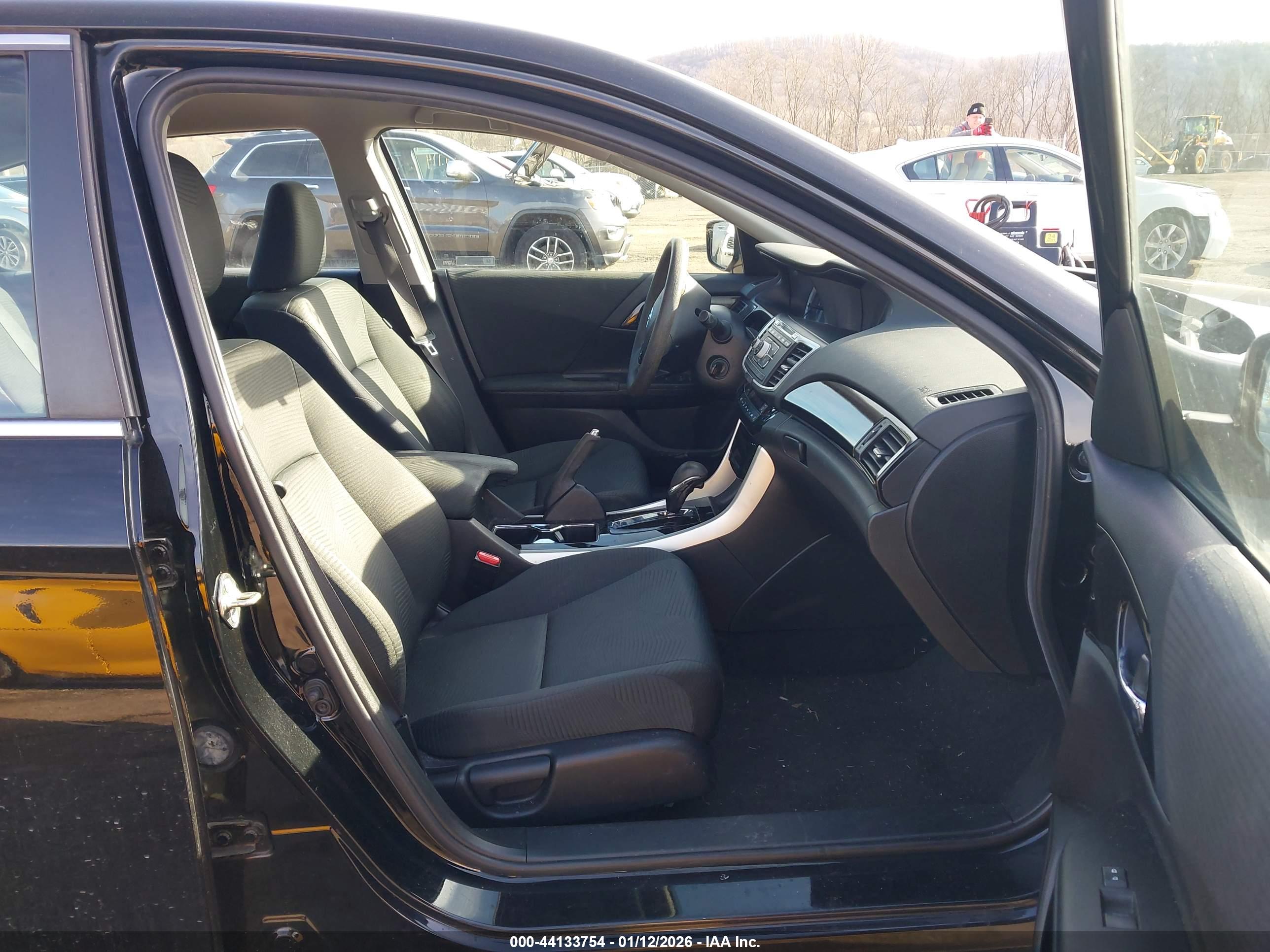 HONDA ACCORD image 5