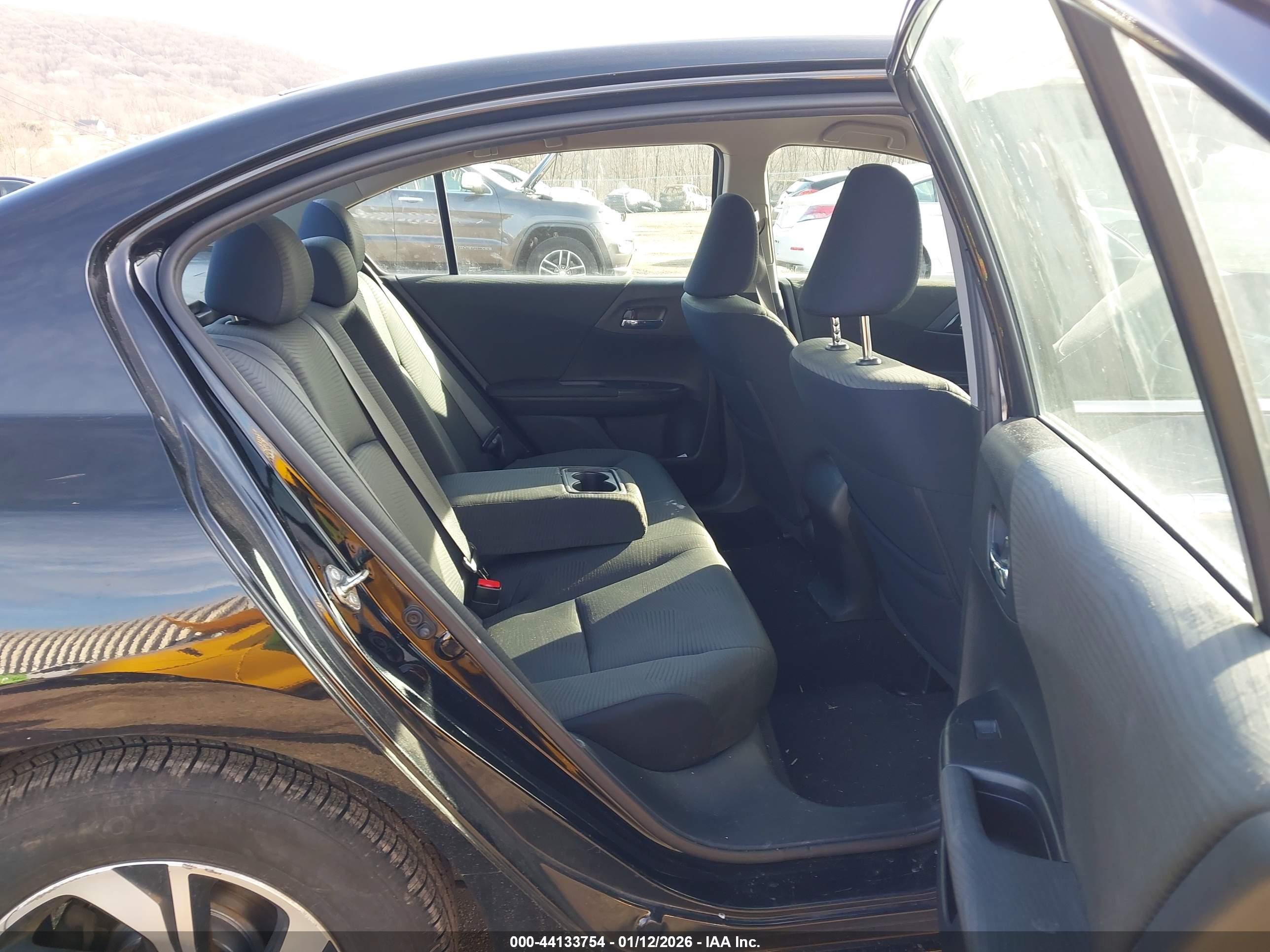 HONDA ACCORD image 8
