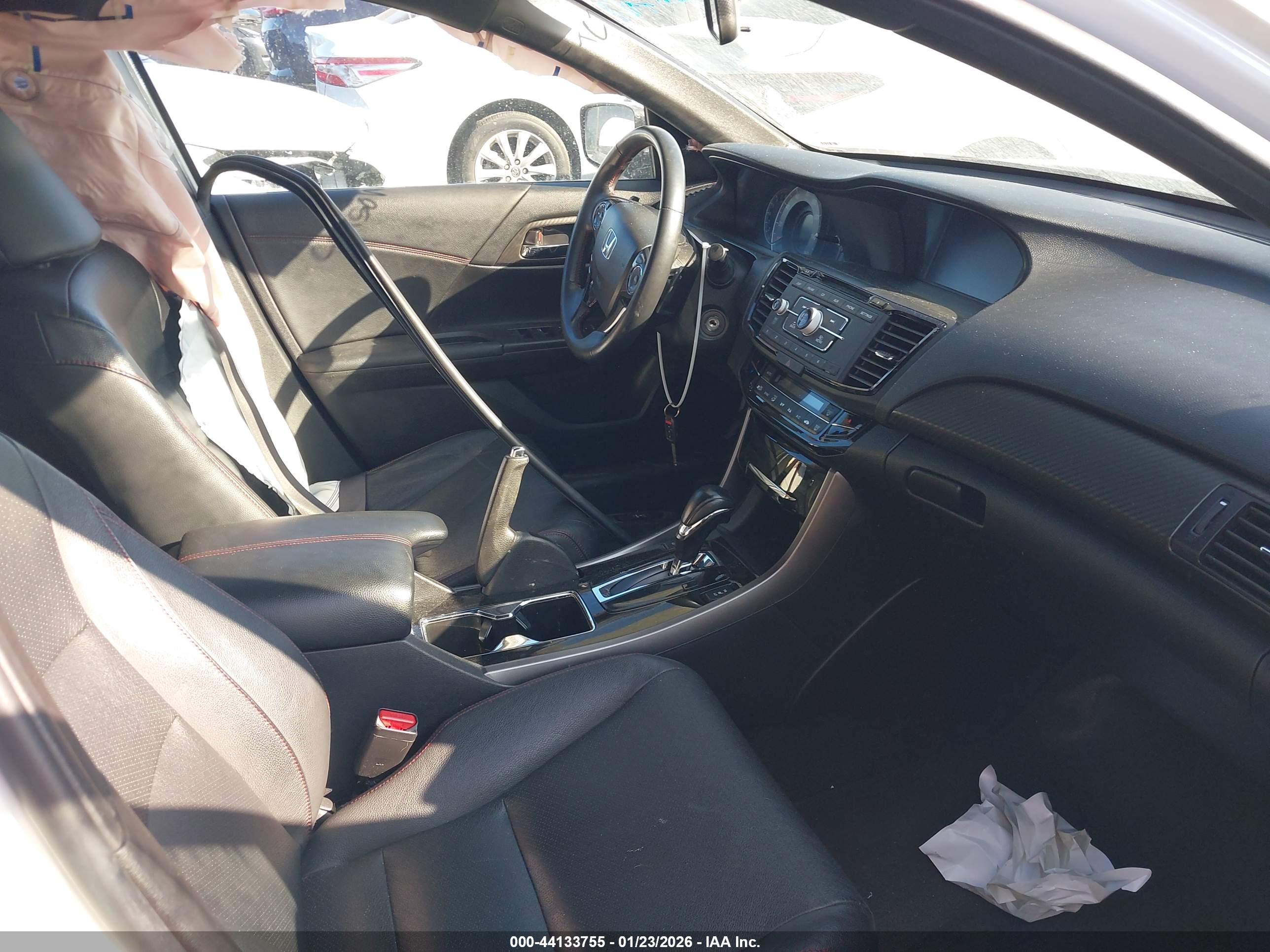 HONDA ACCORD image 5
