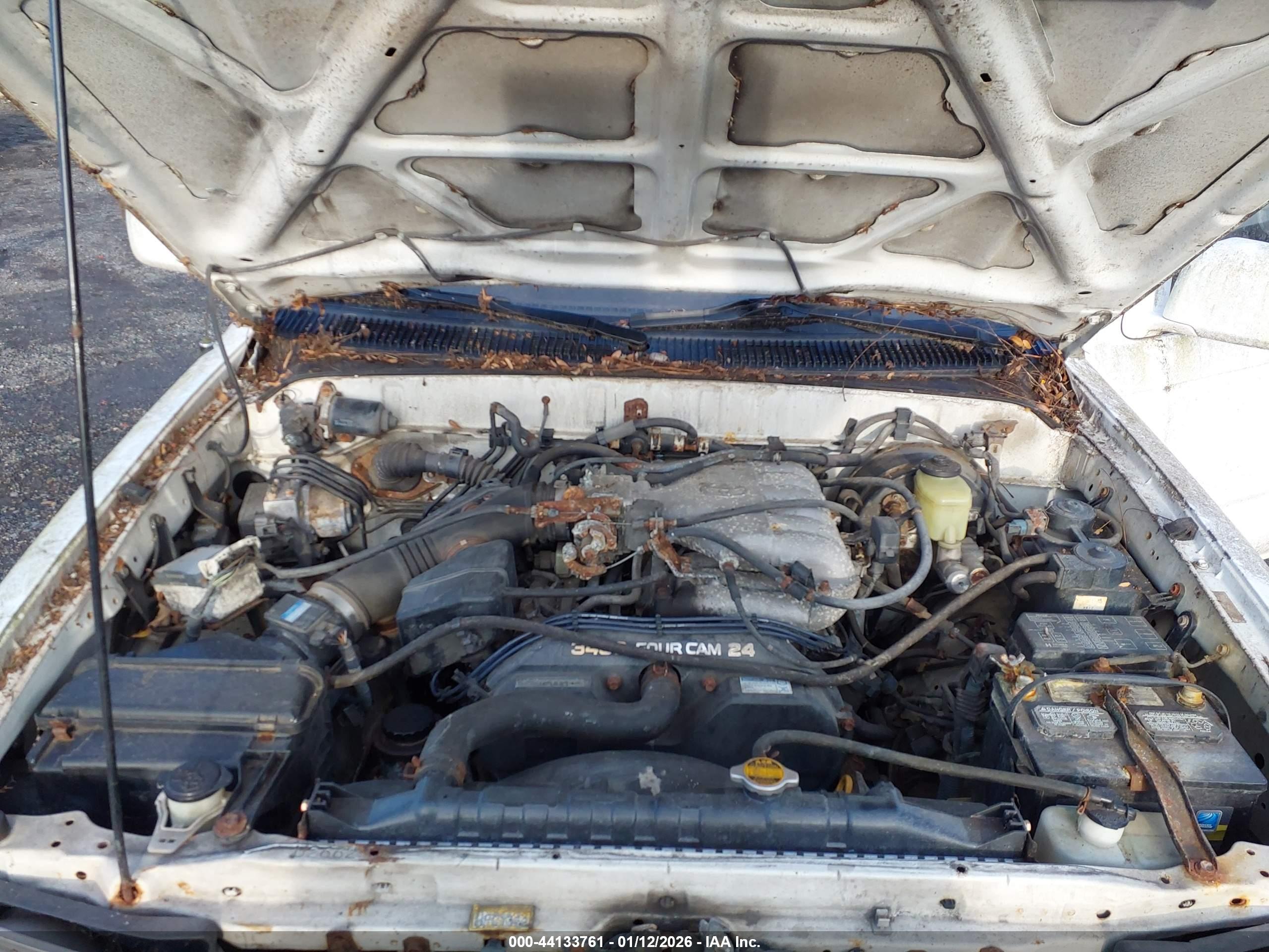 TOYOTA 4RUNNER image 10