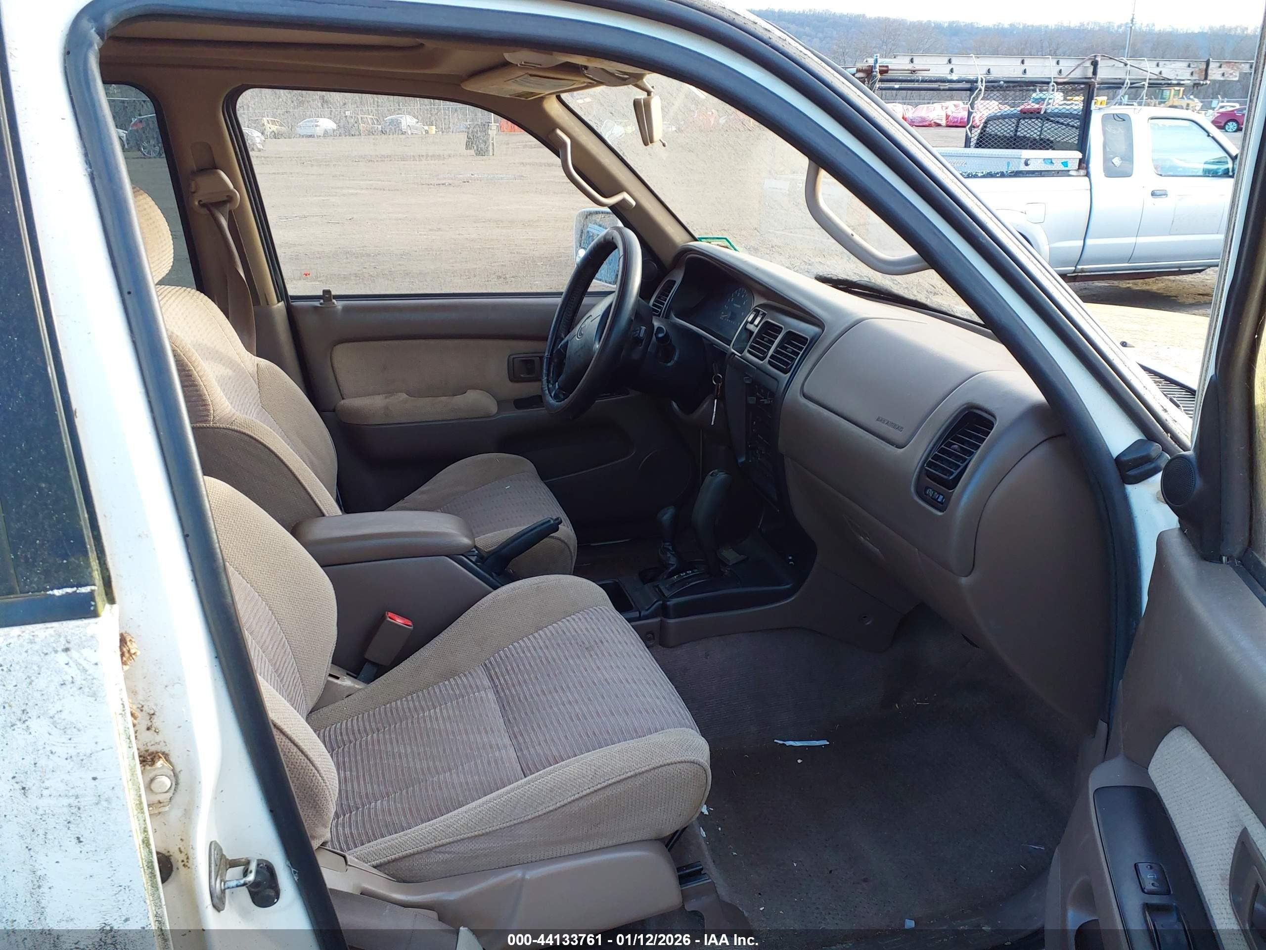 TOYOTA 4RUNNER image 5
