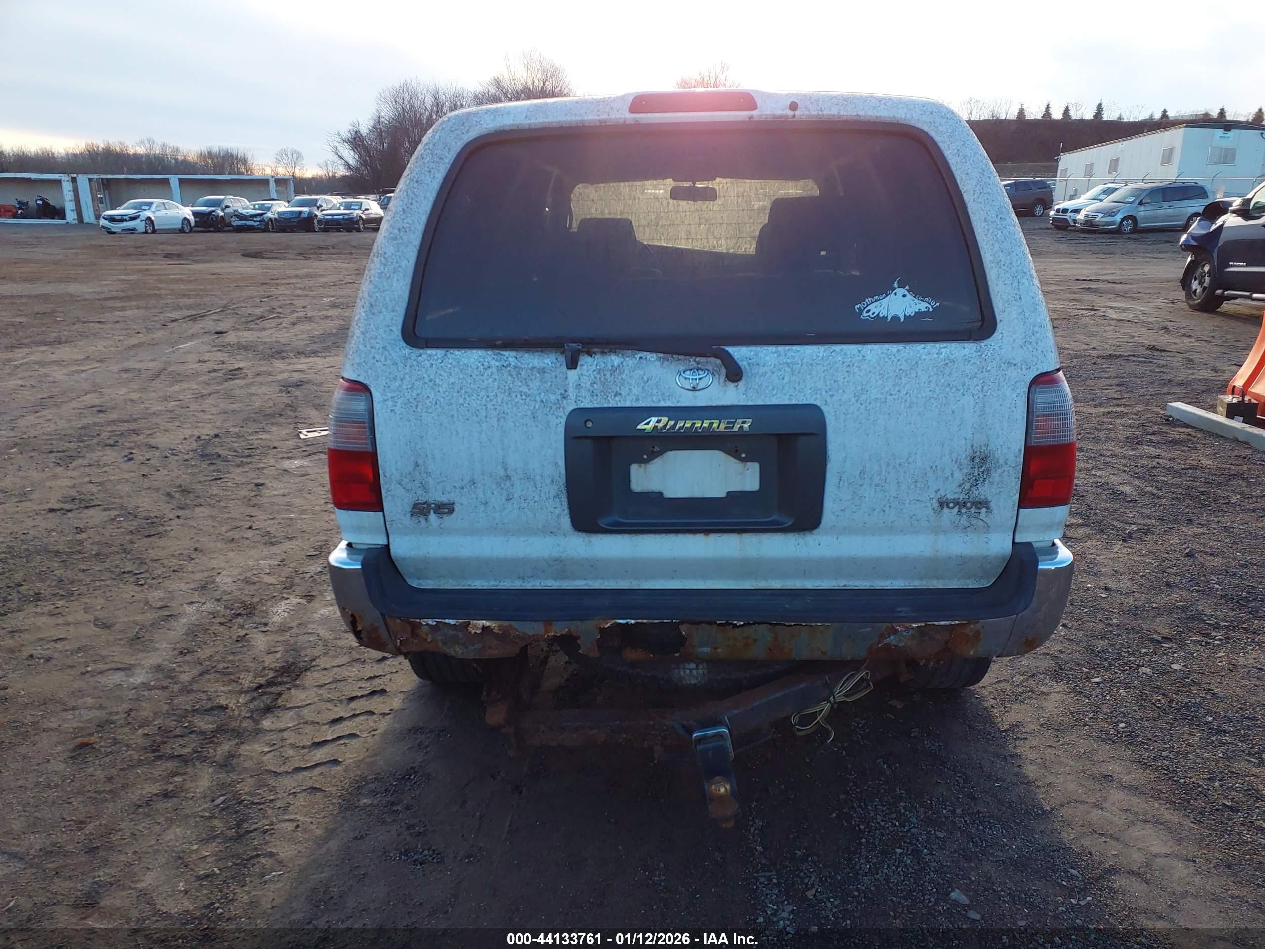 TOYOTA 4RUNNER image 6