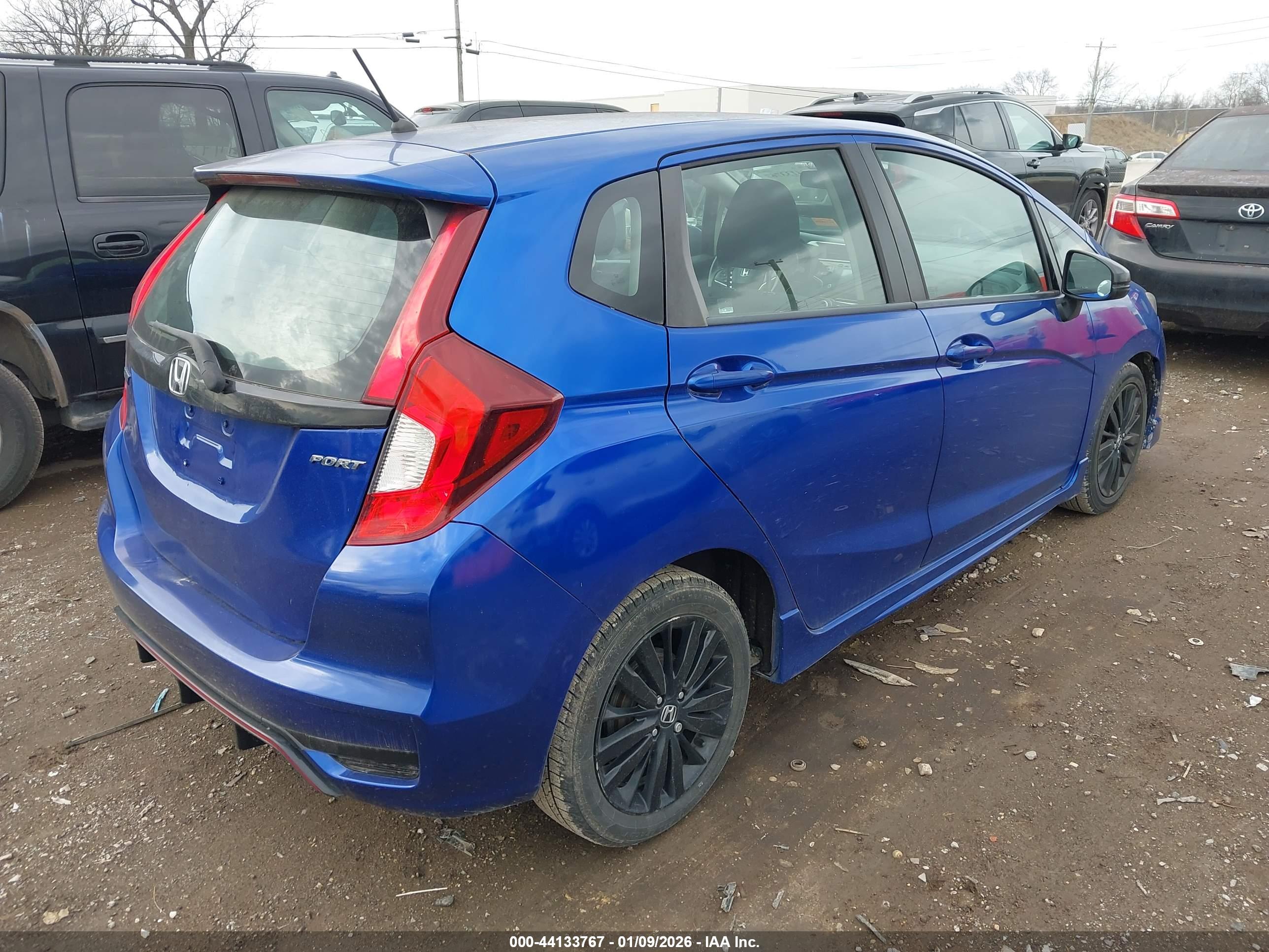 HONDA FIT image 4