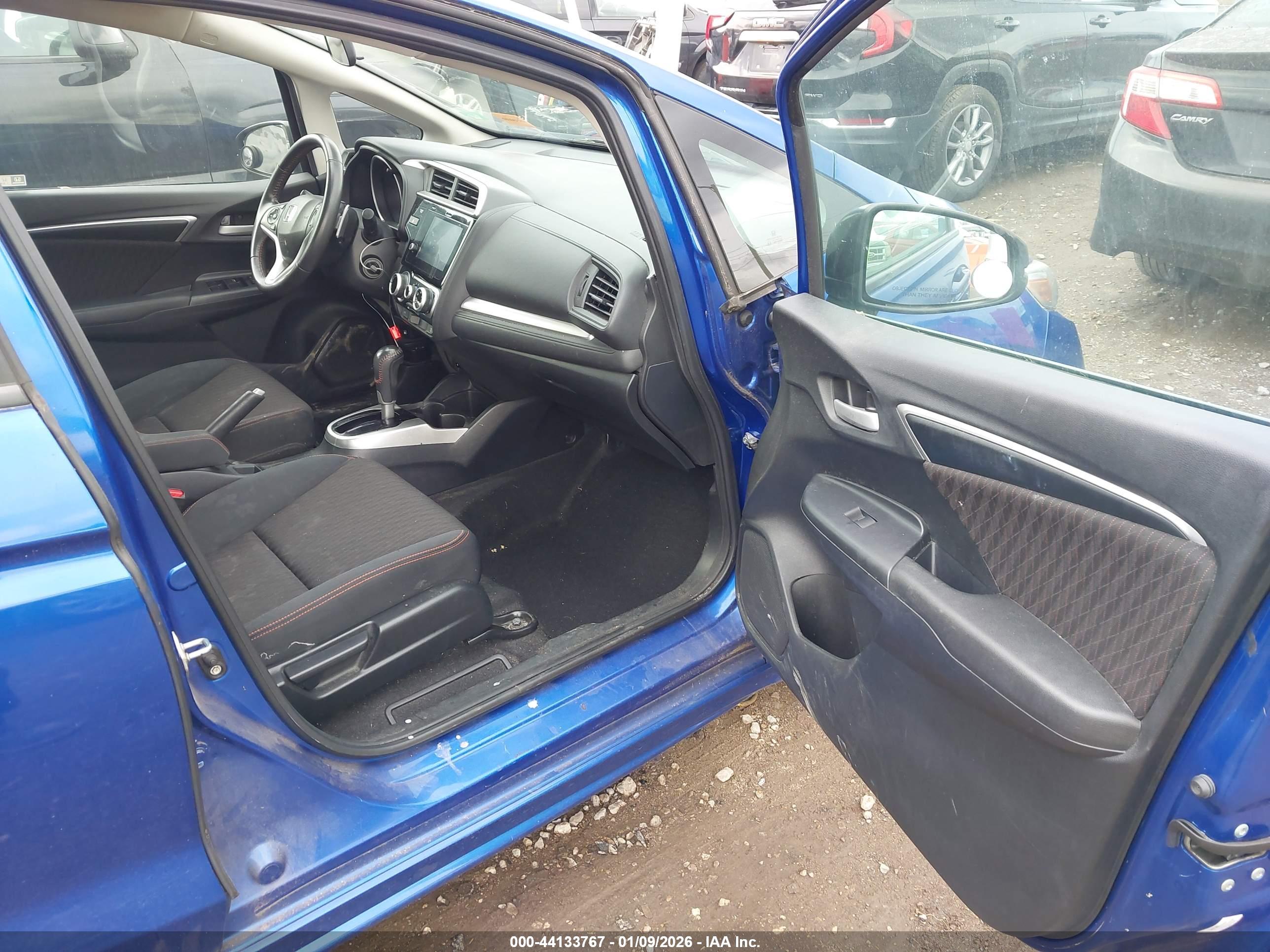 HONDA FIT image 5
