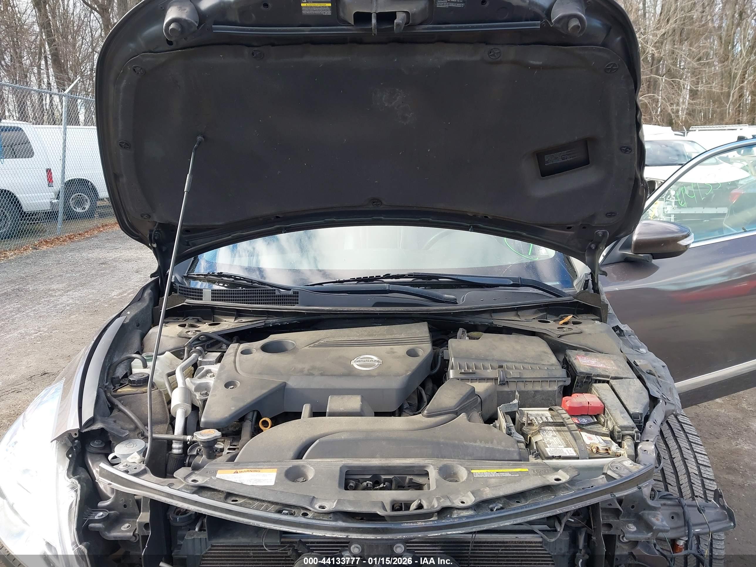 NISSAN ALTIMA image 10