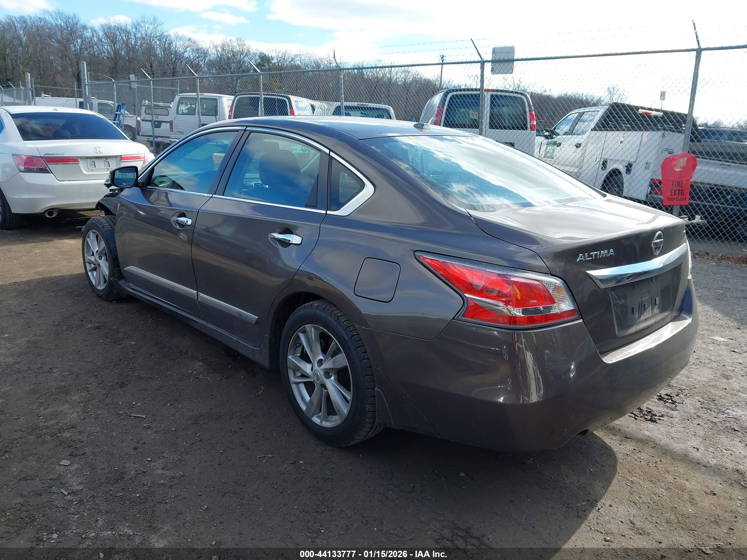 NISSAN ALTIMA image 3