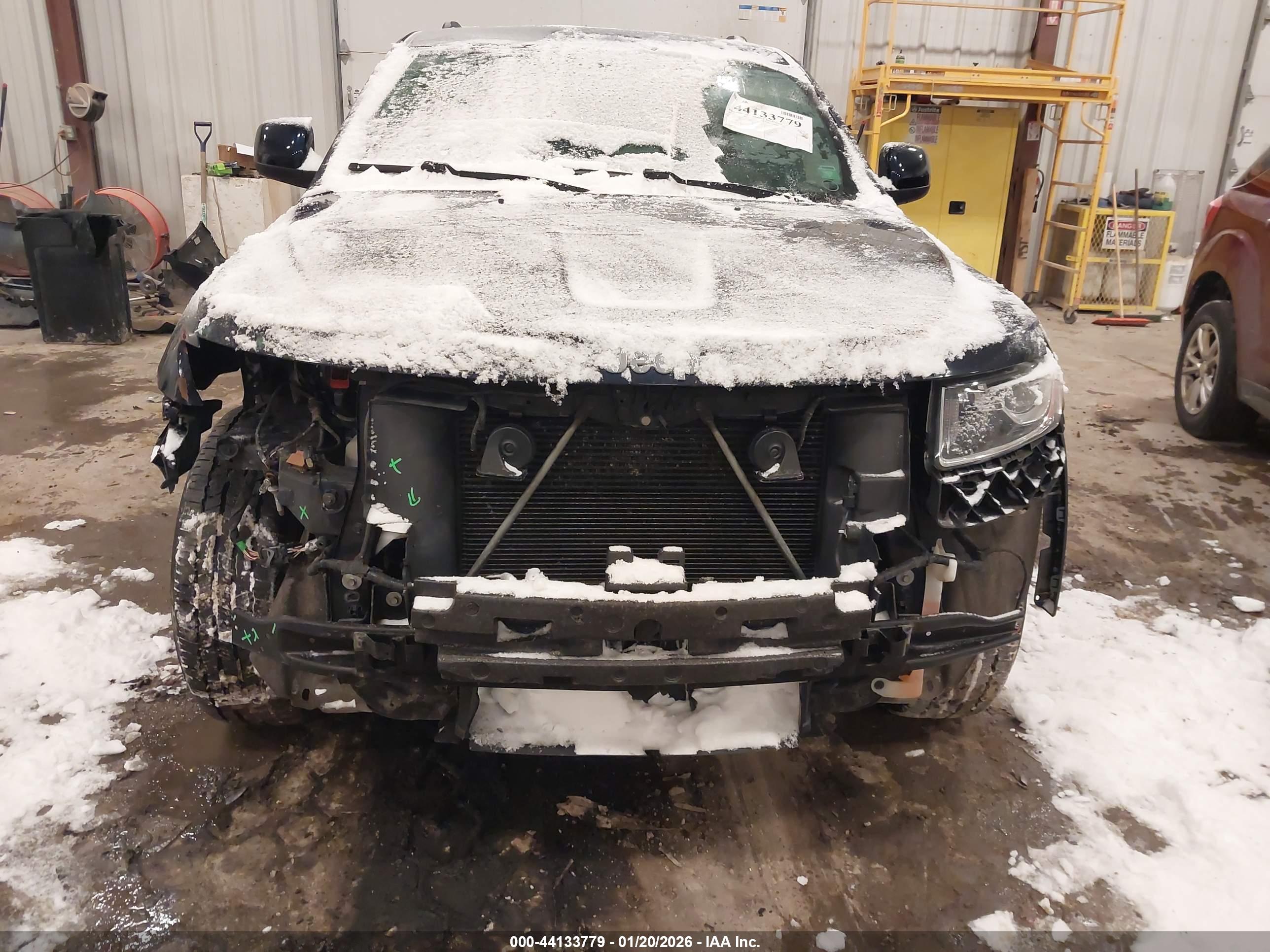 JEEP GRAND image 6