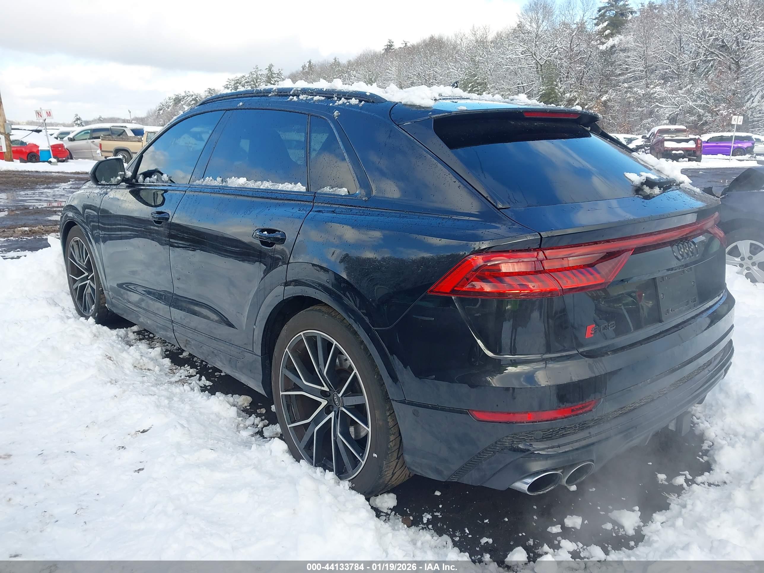 AUDI SQ8 image 3