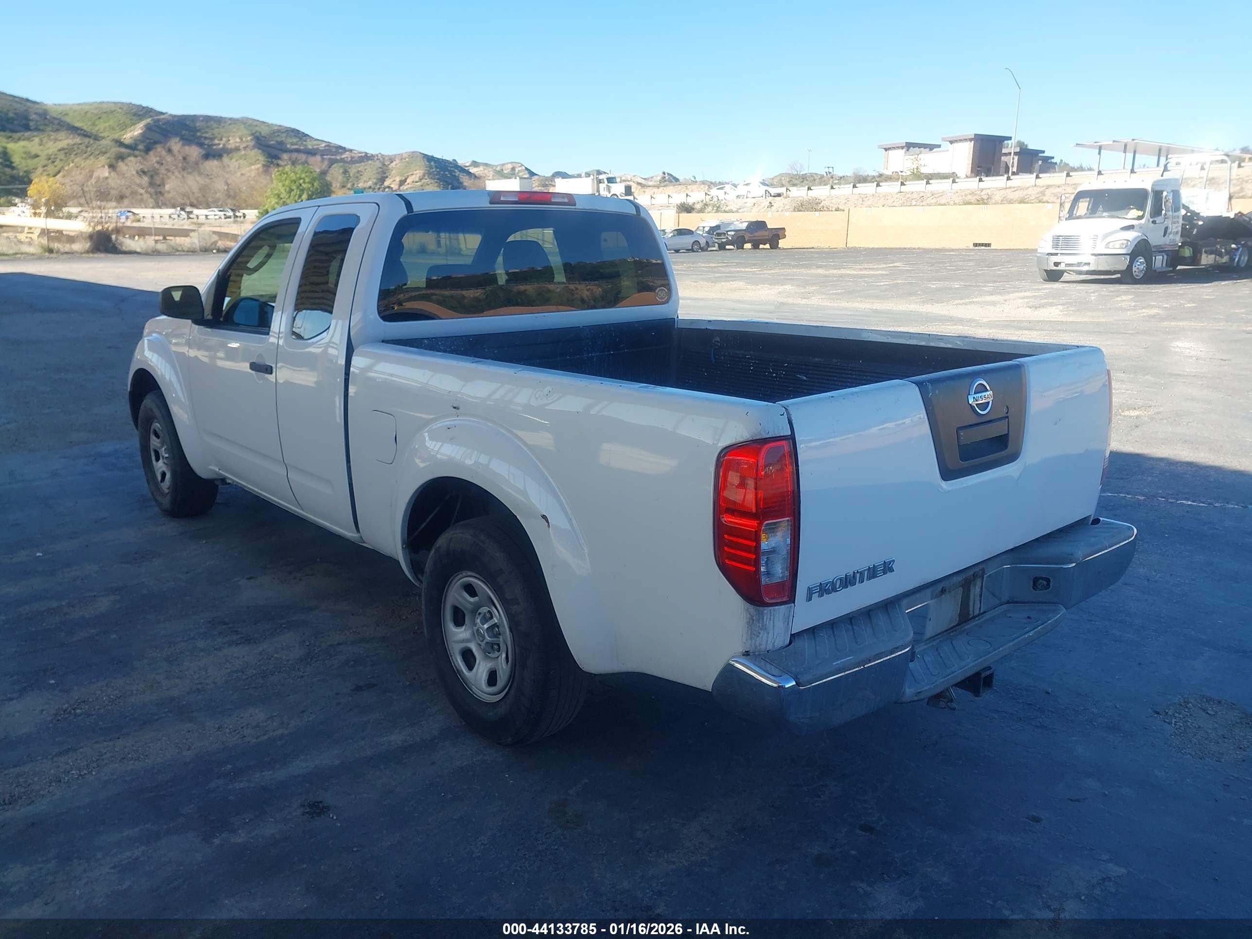 NISSAN FRONTIER image 3