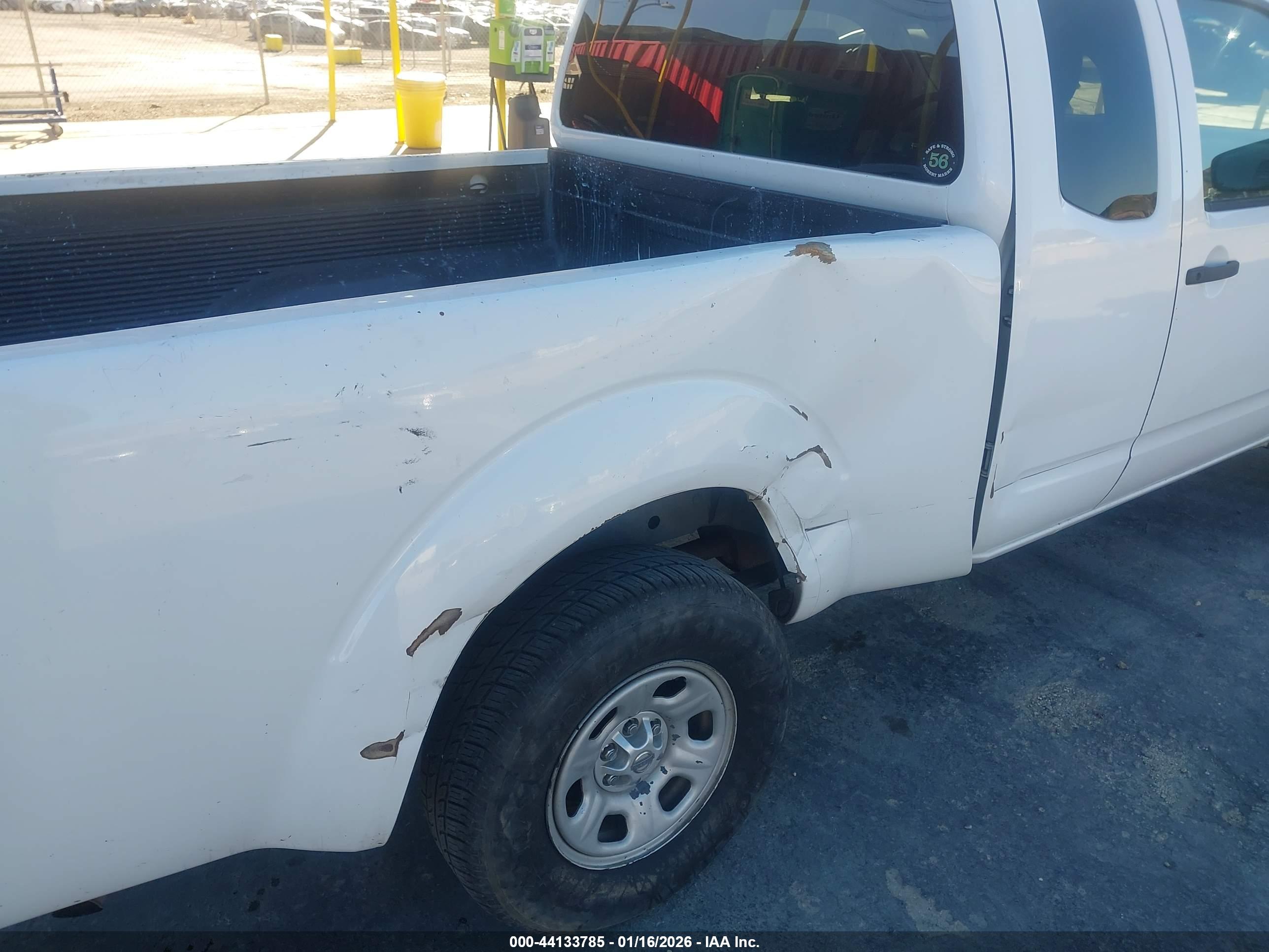 NISSAN FRONTIER image 6