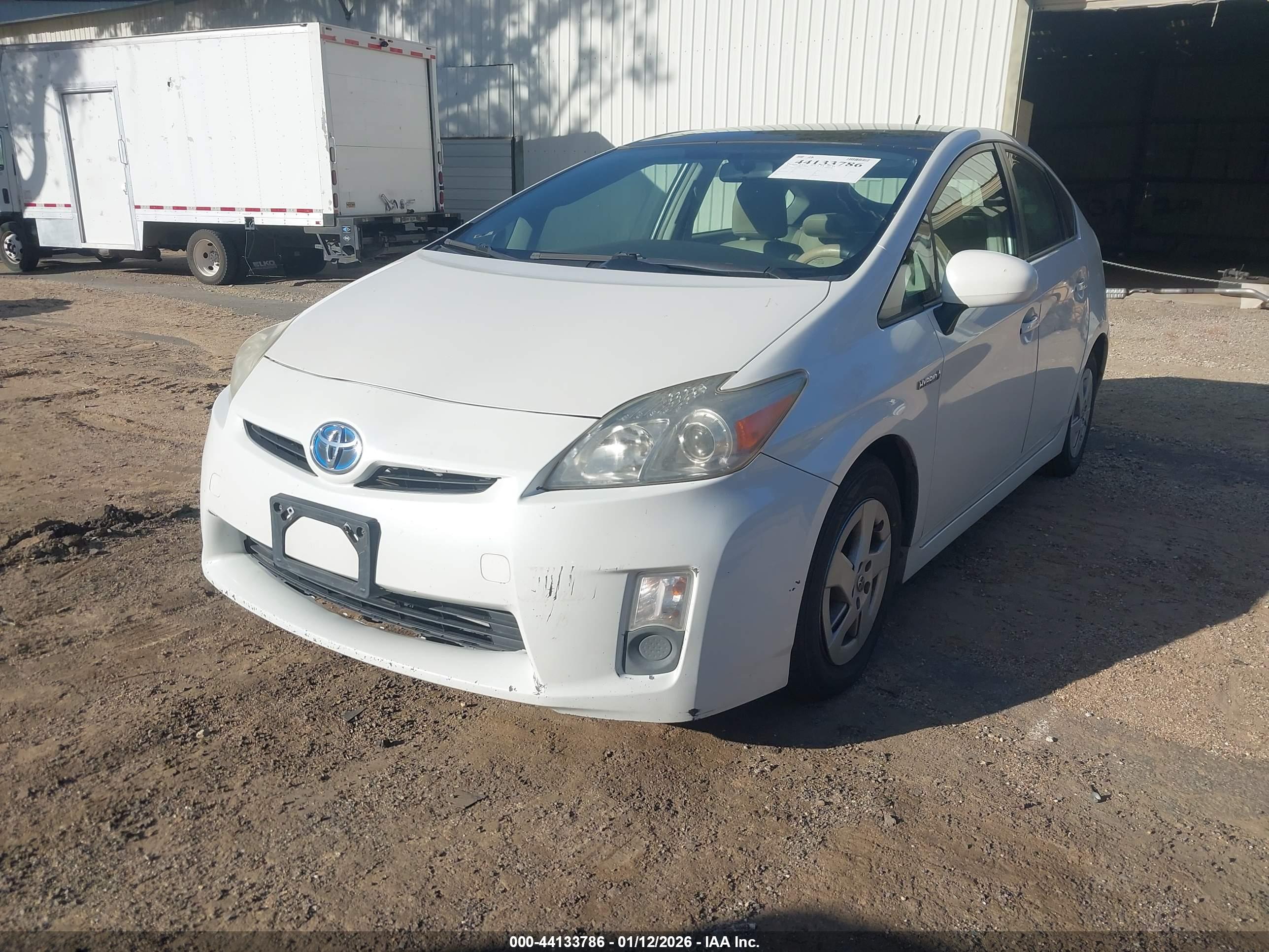 TOYOTA PRIUS image 2