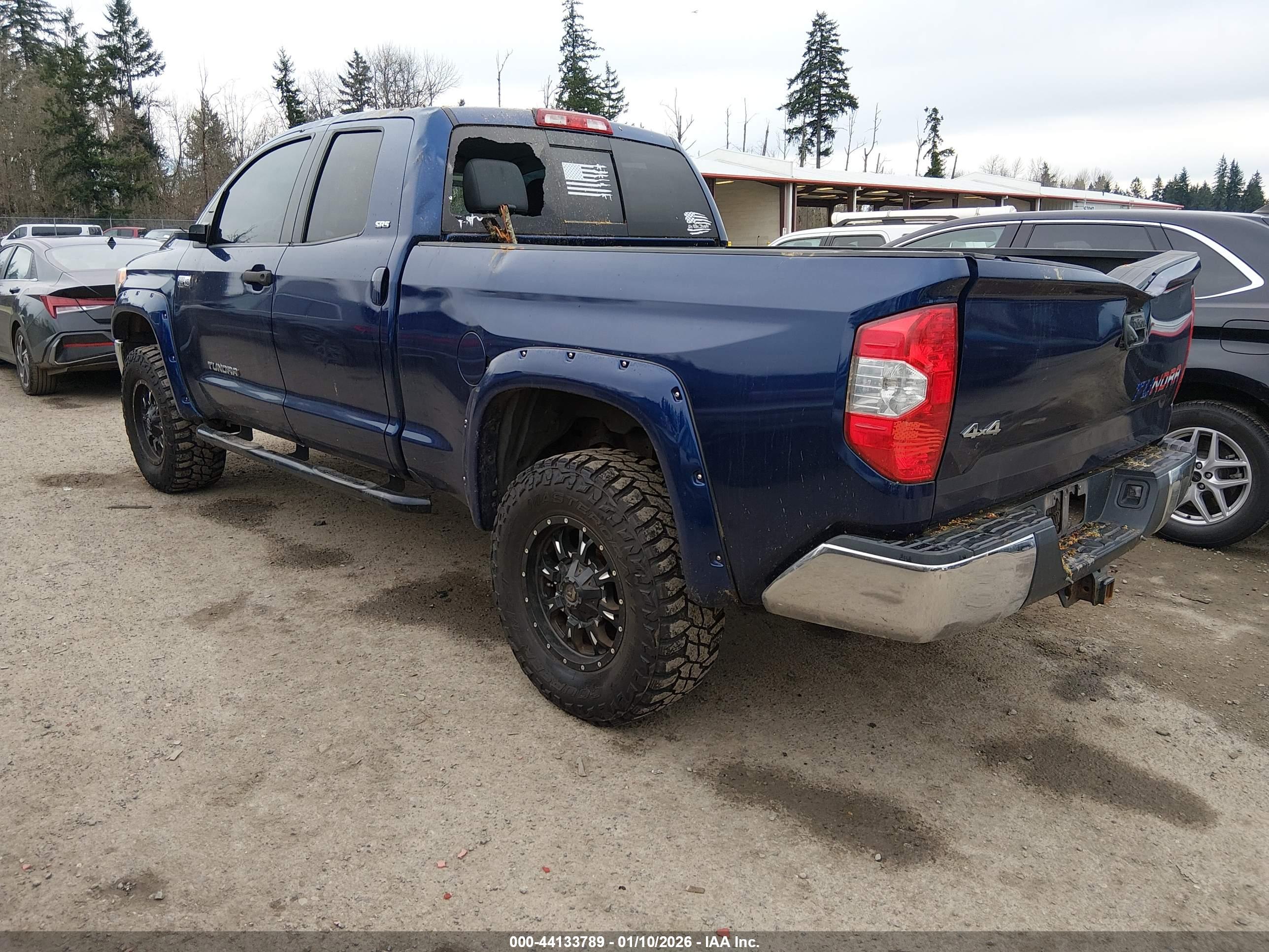 TOYOTA TUNDRA image 3