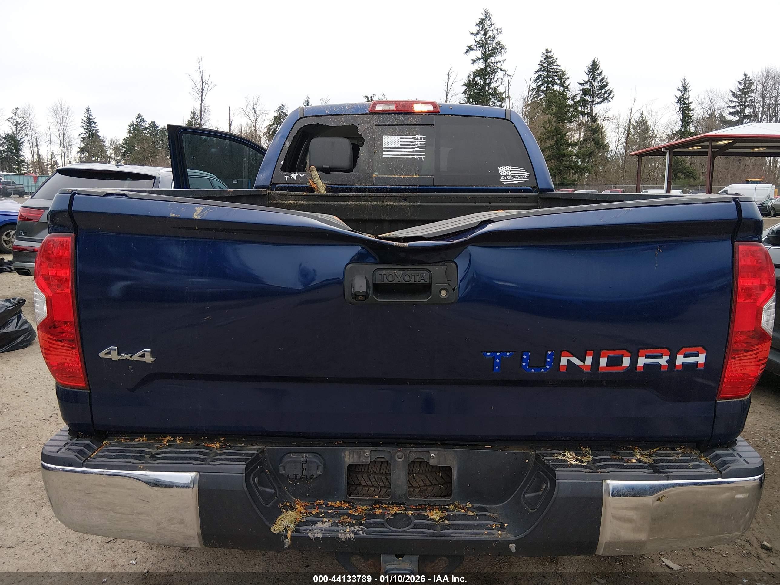 TOYOTA TUNDRA image 6