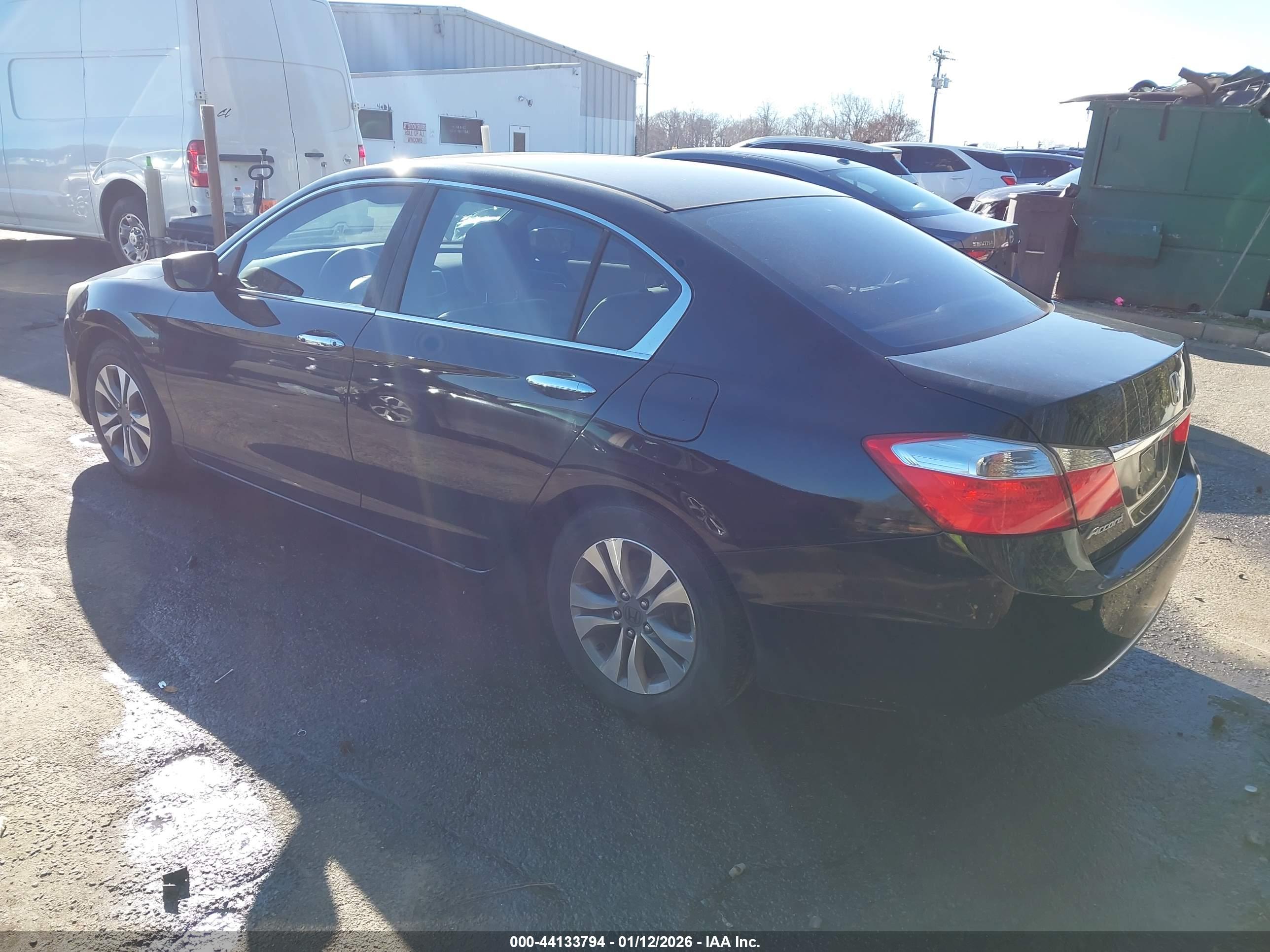 HONDA ACCORD image 3
