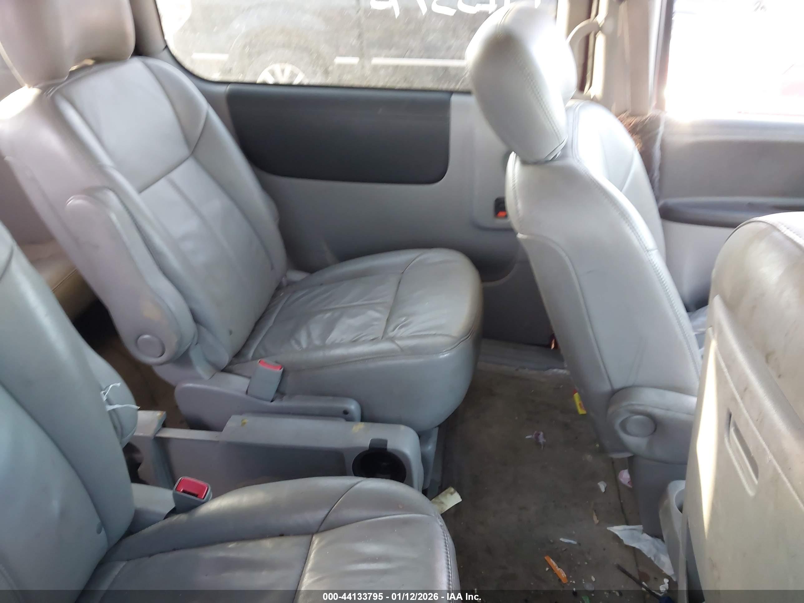CHEVROLET UPLANDER image 8