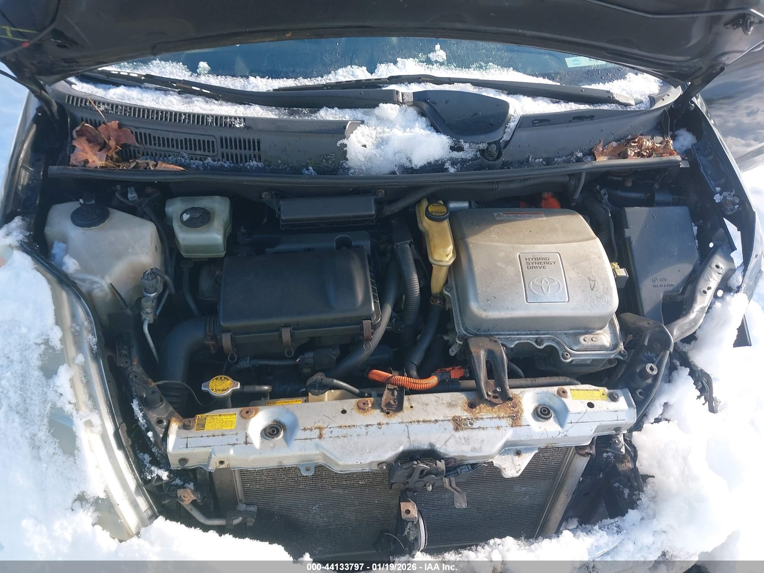 TOYOTA PRIUS image 10
