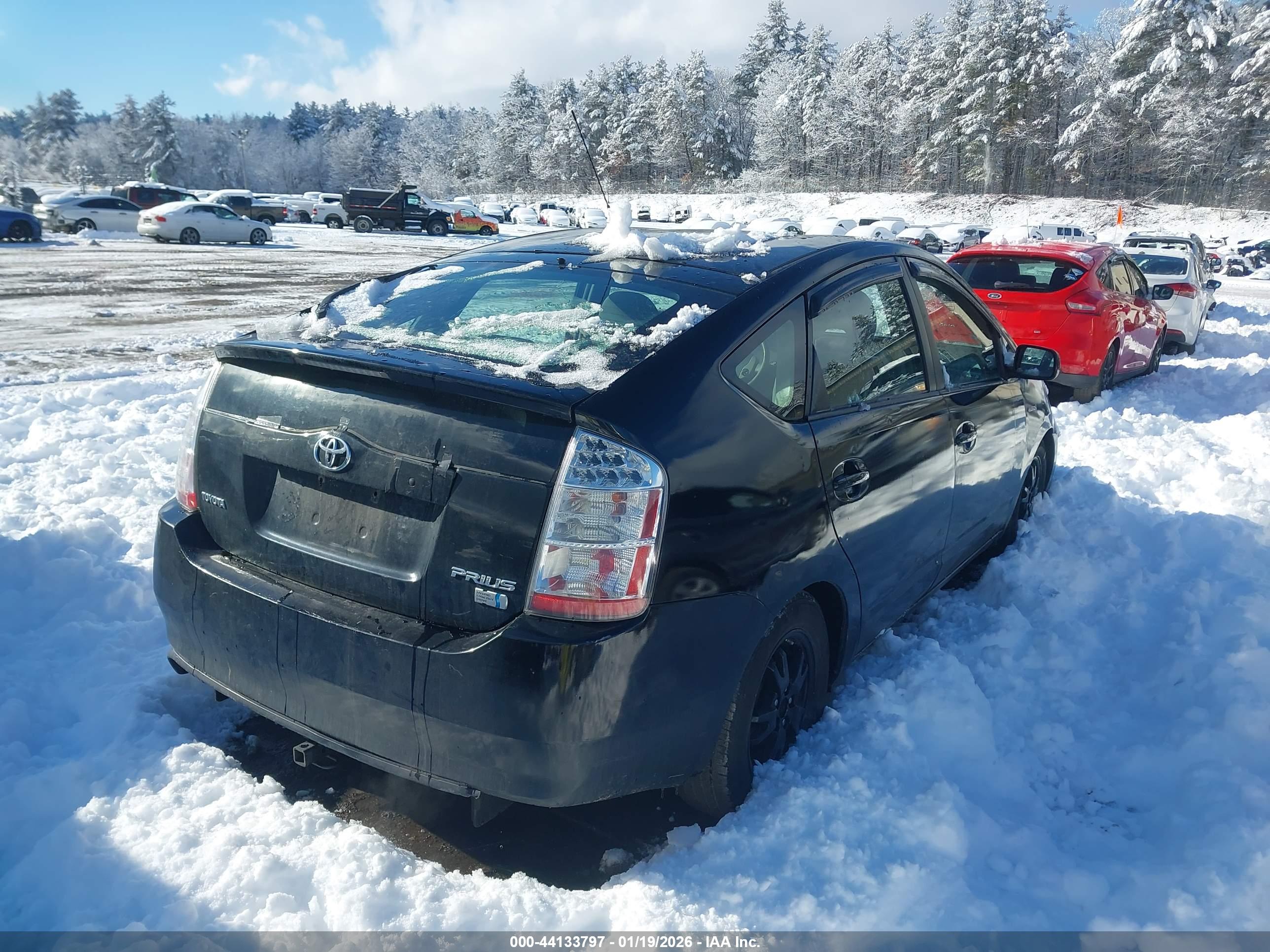 TOYOTA PRIUS image 4